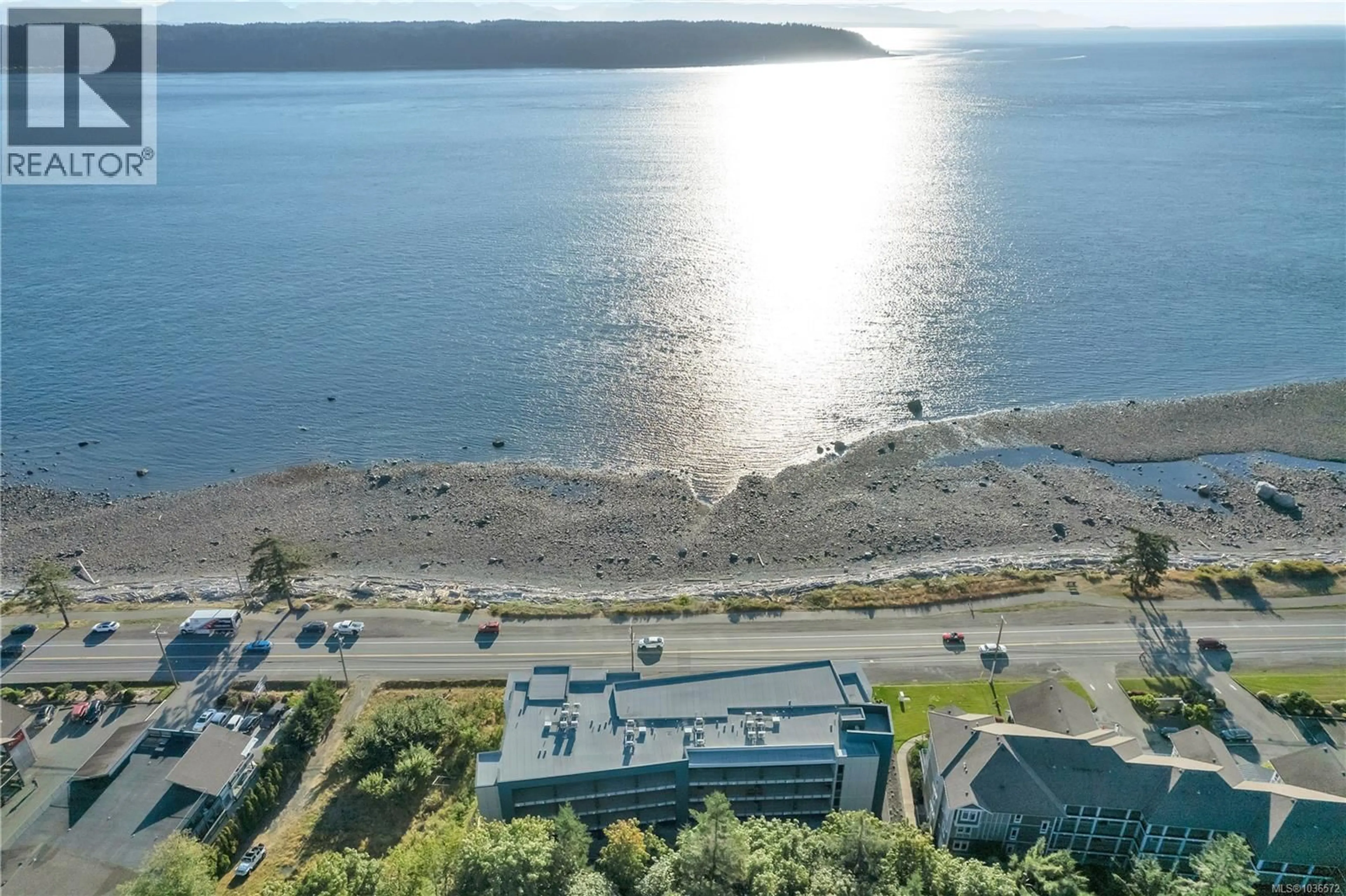 A pic from outside/outdoor area/front of a property/back of a property/a pic from drone, water/lake/river/ocean view for 402 - 536 ISLAND HIGHWAY SOUTH, Campbell River British Columbia V9W1A5