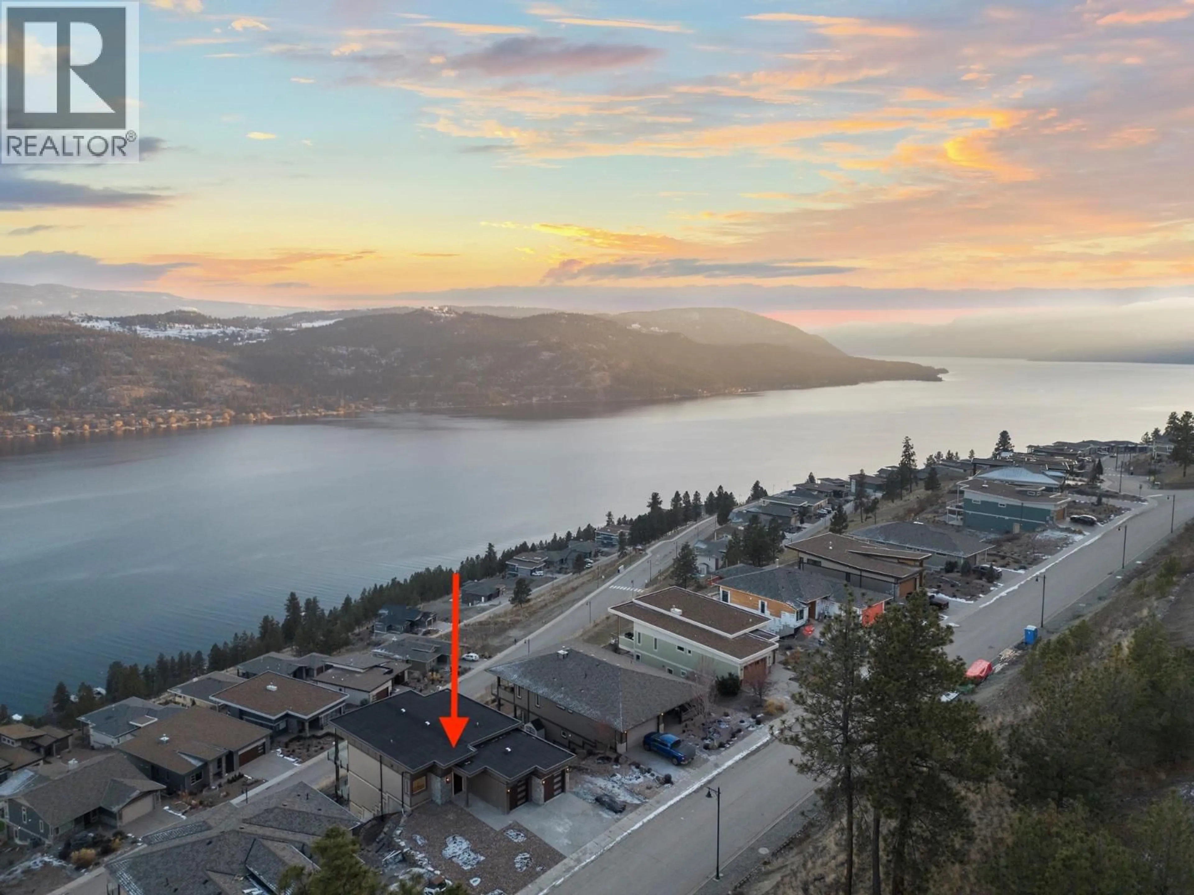 A pic from outside/outdoor area/front of a property/back of a property/a pic from drone, water/lake/river/ocean view for 8948 TAVISTOCK ROAD, Vernon British Columbia V1H2L4