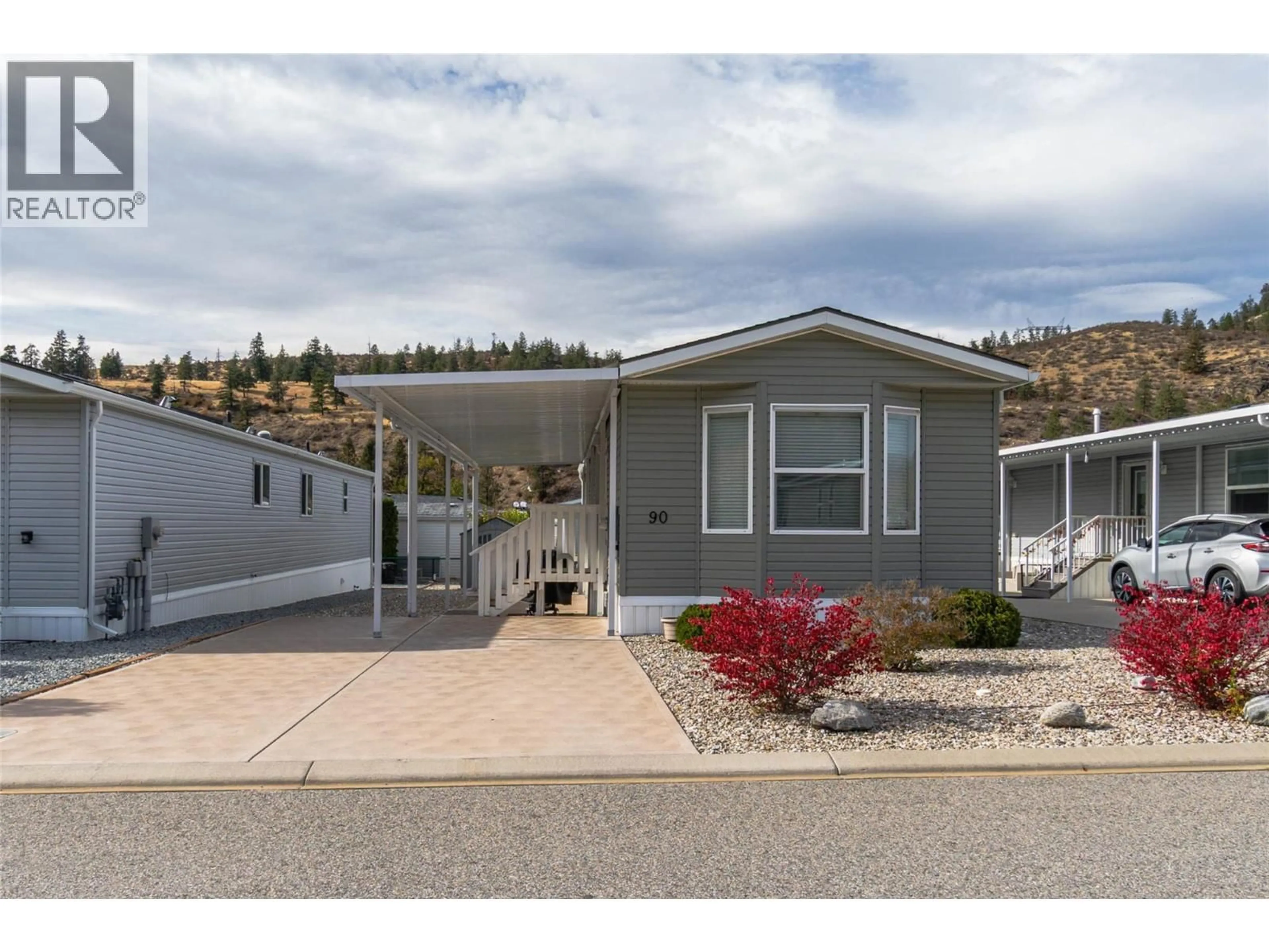 Home with vinyl exterior material, unknown for 90 - 8598 HWY 97 OTHER, Oliver British Columbia V0H1T2