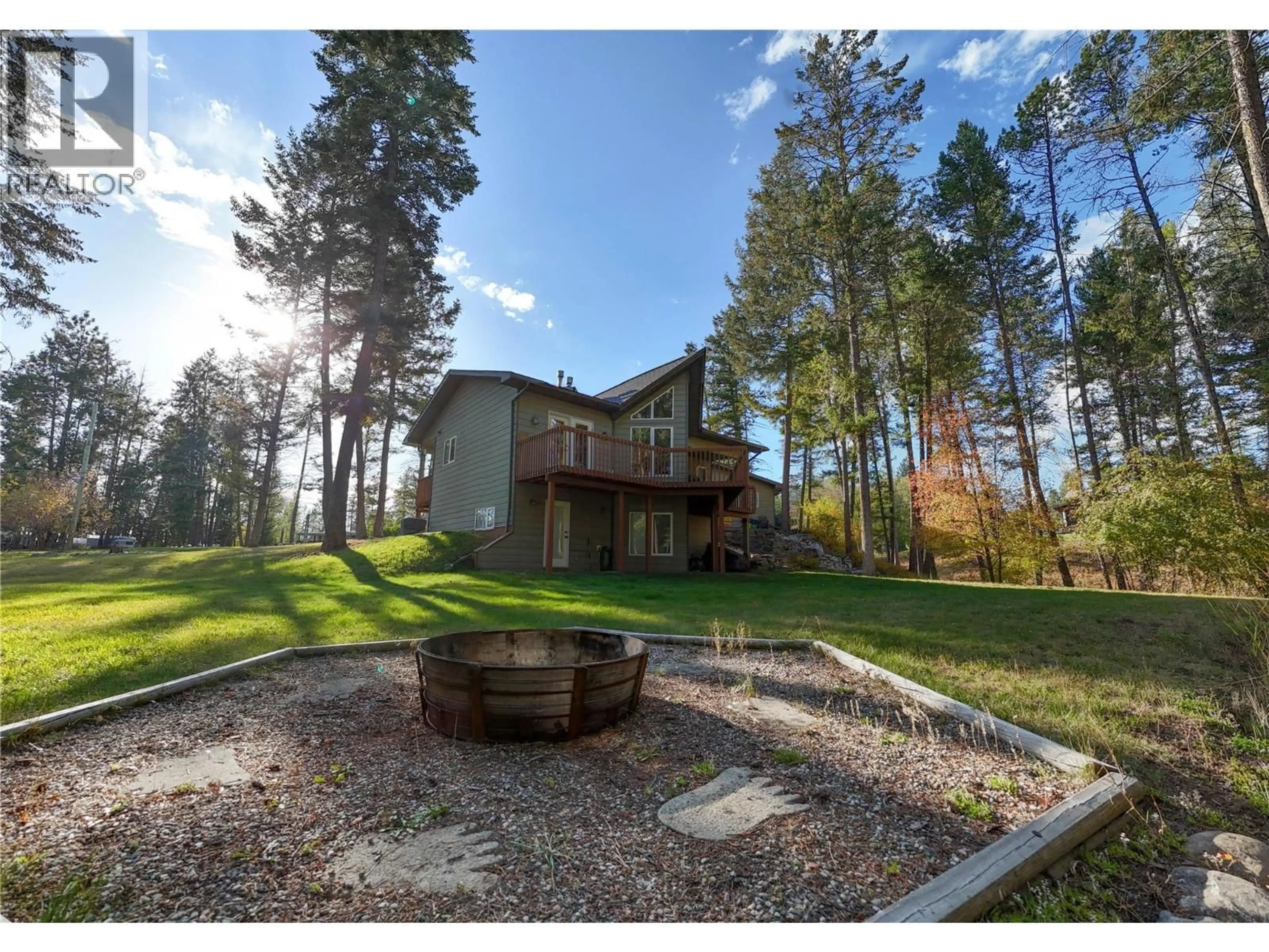 A pic from outside/outdoor area/front of a property/back of a property/a pic from drone, forest/trees view for 7250 OLSEN ROAD, Jaffray British Columbia V0B1T0
