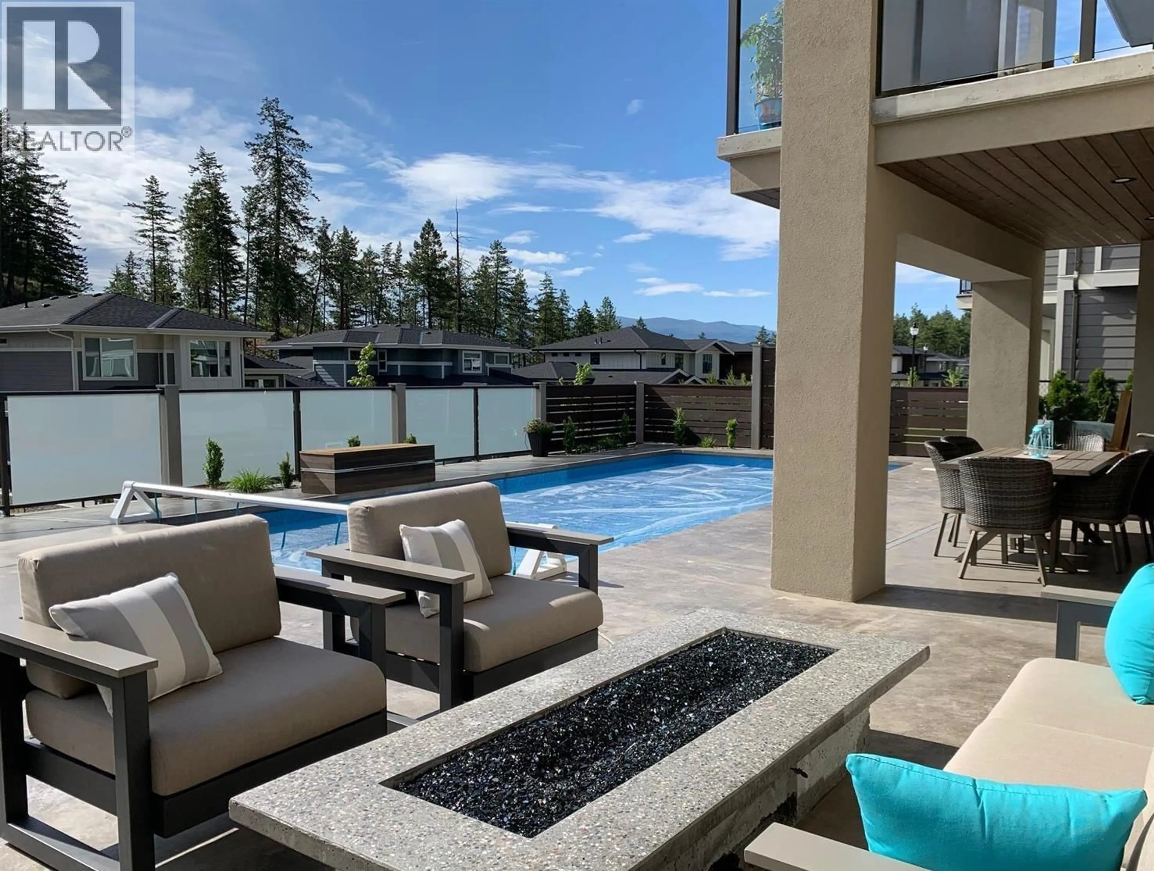 Patio, water/lake/river/ocean view for 123 SPLIT PINE COURT, Kelowna British Columbia V1V3G3