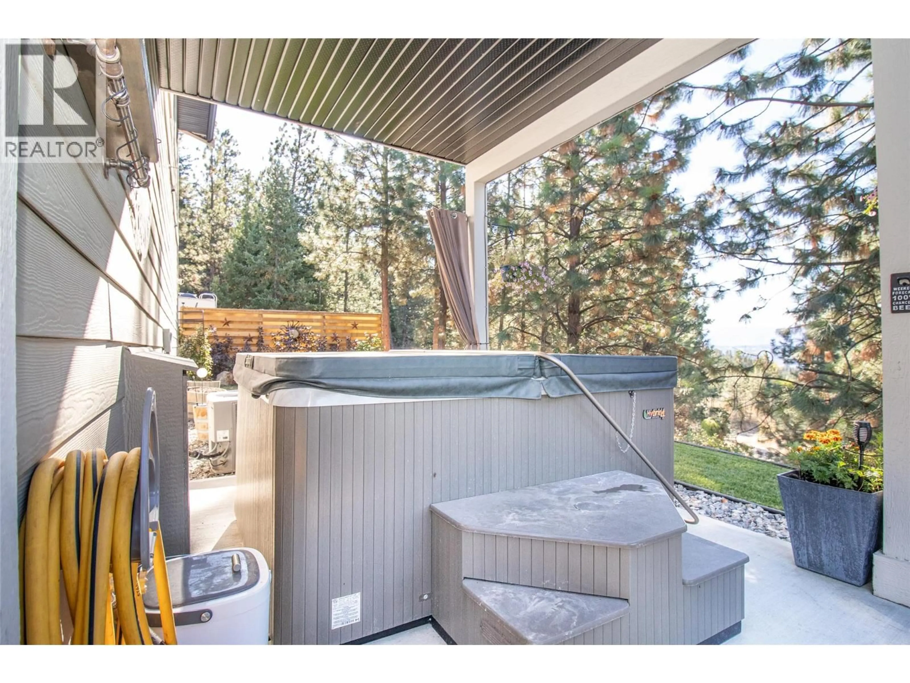 Contemporary bathroom, unknown for 5532 OYAMA LAKE ROAD, Lake Country British Columbia V4V2C9