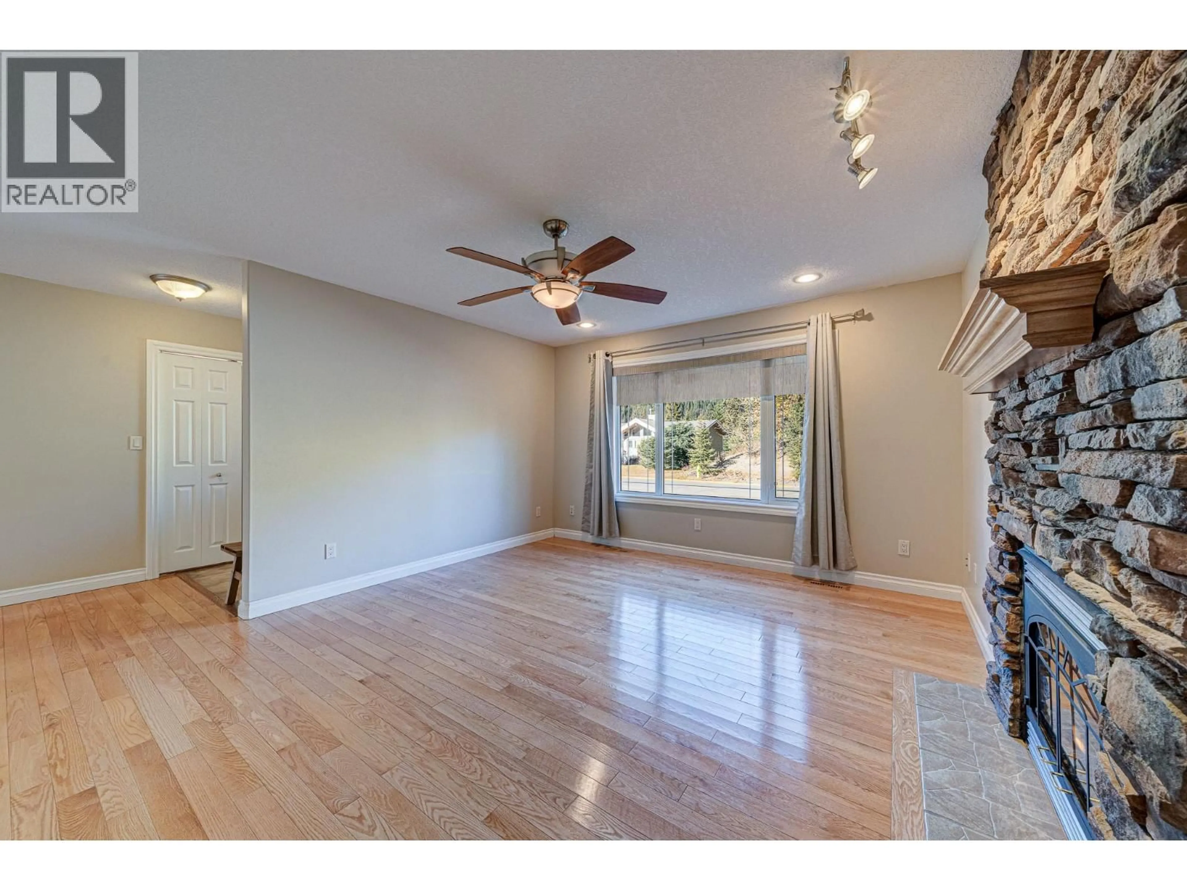 Unknown for 5 CALEDONIA PLACE, Elkford British Columbia V0B1H0