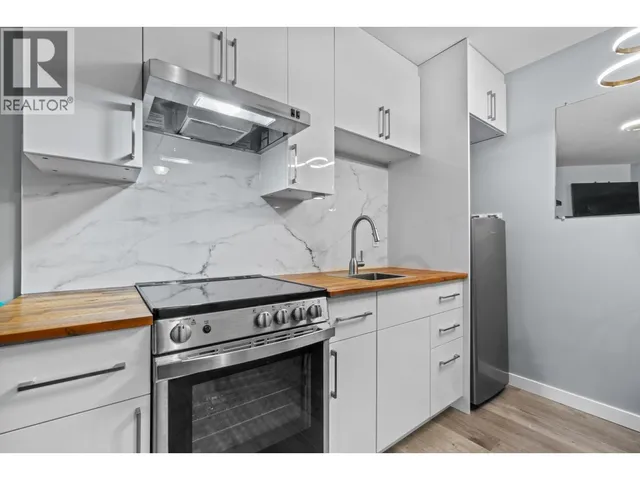 201 - 20 KETTLE VIEW ROAD, Big White 2