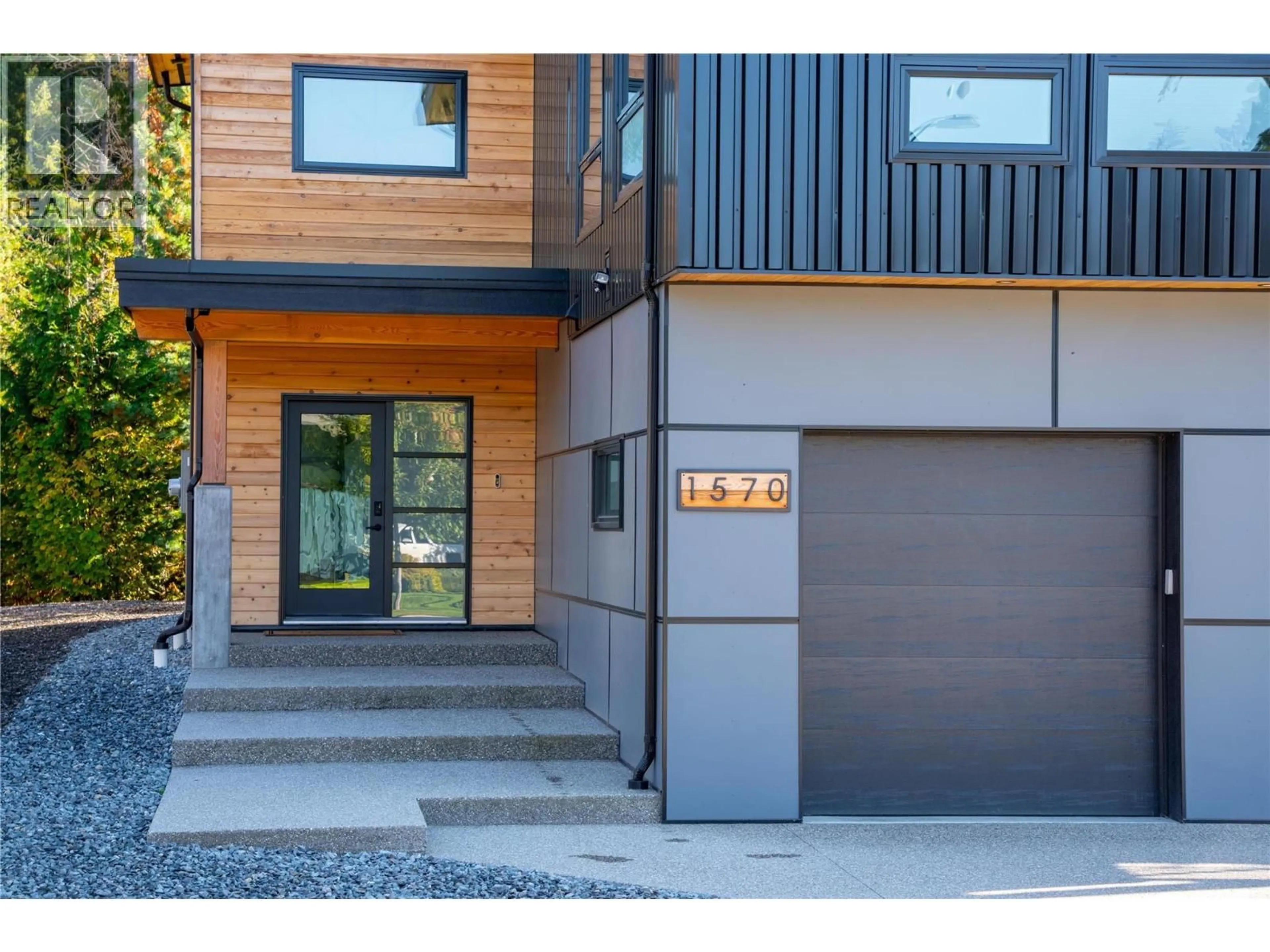 Unknown for 1570 HIOB ROAD, Revelstoke British Columbia V0E2S1