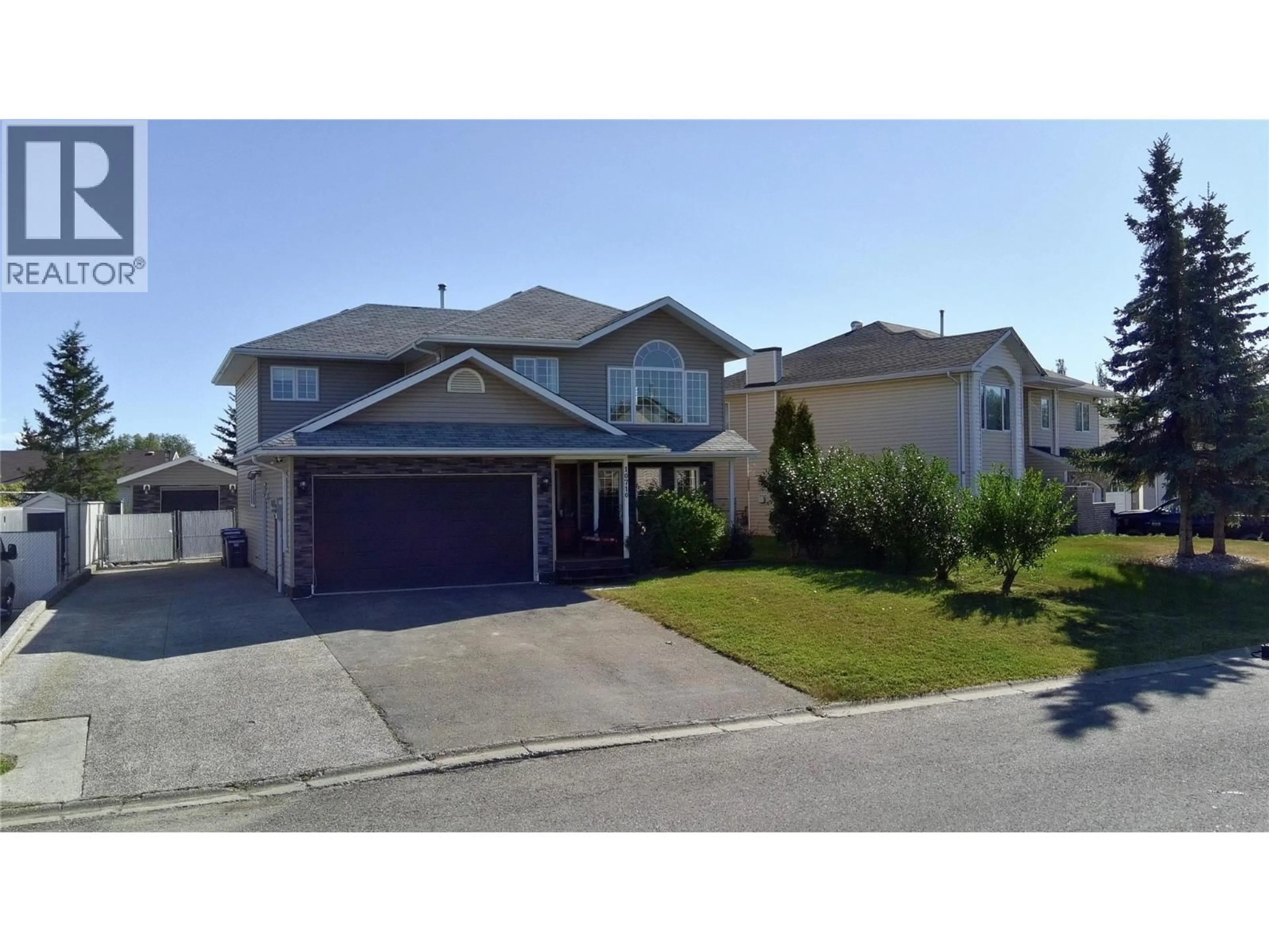 A pic from outside/outdoor area/front of a property/back of a property/a pic from drone, street for 10710 COTTONWOOD CRESCENT, Dawson Creek British Columbia V1G4M4