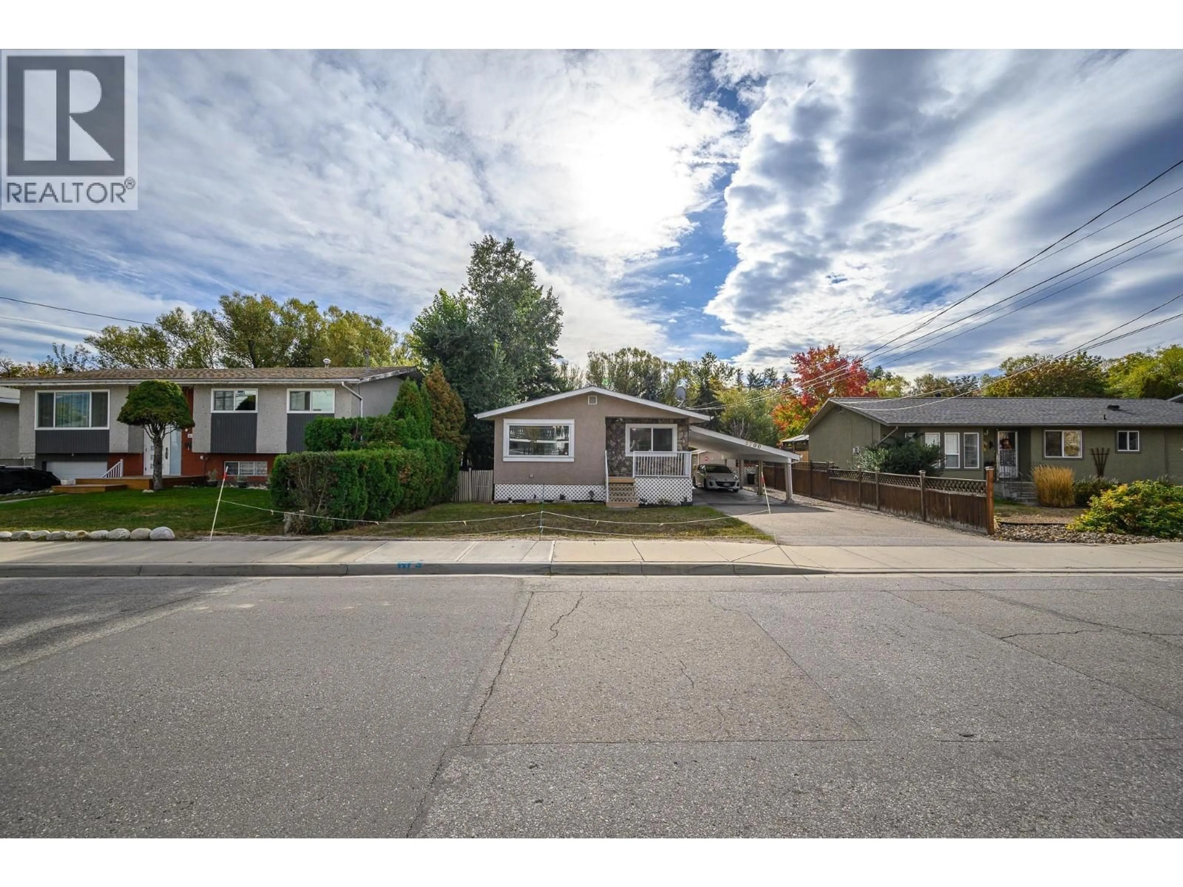 A pic from outside/outdoor area/front of a property/back of a property/a pic from drone, street for 3700 24 AVENUE, Vernon British Columbia V1T1L9