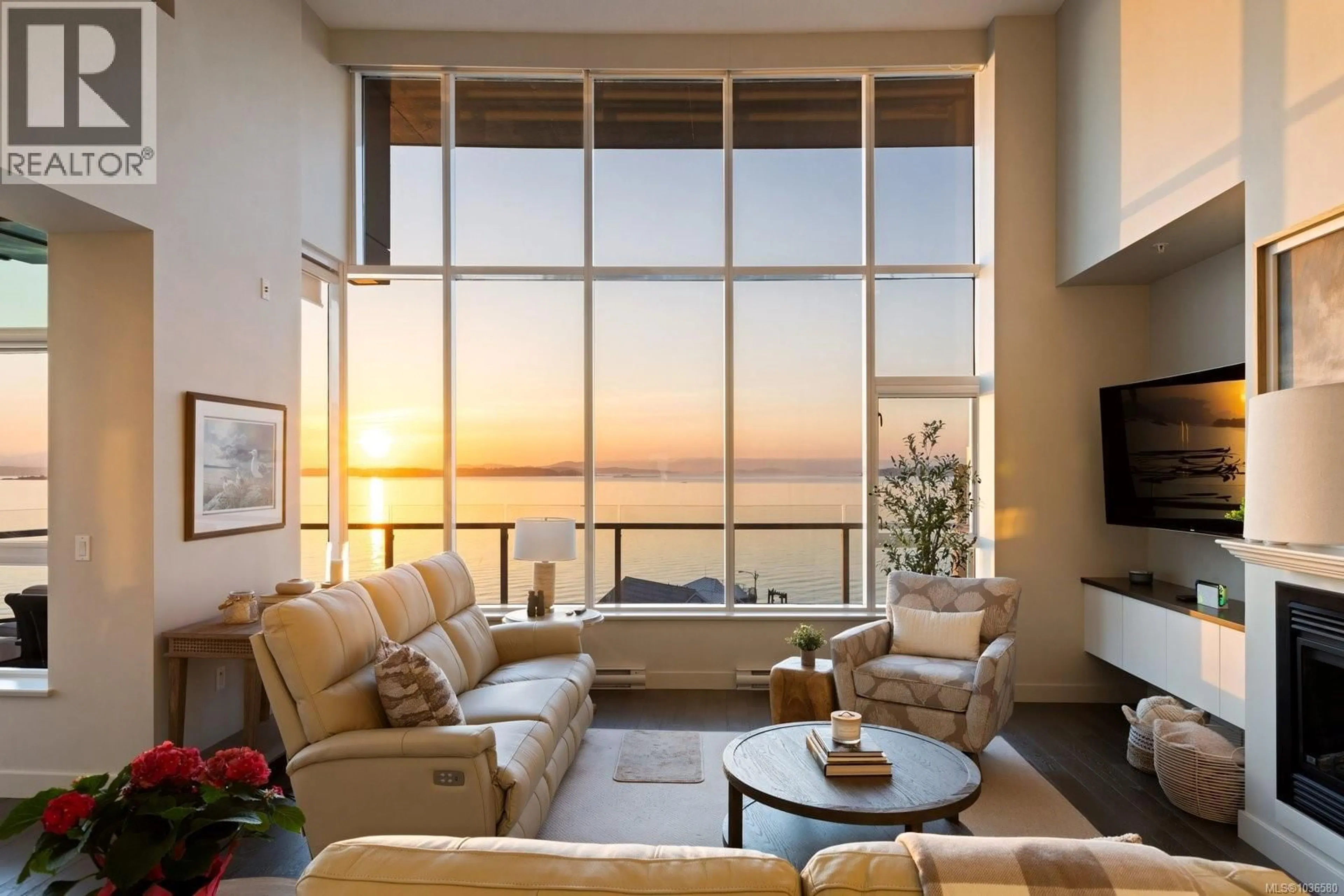 Living room with furniture, unknown for 708 - 9809 SEAPORT PLACE, Sidney British Columbia V8L0A5