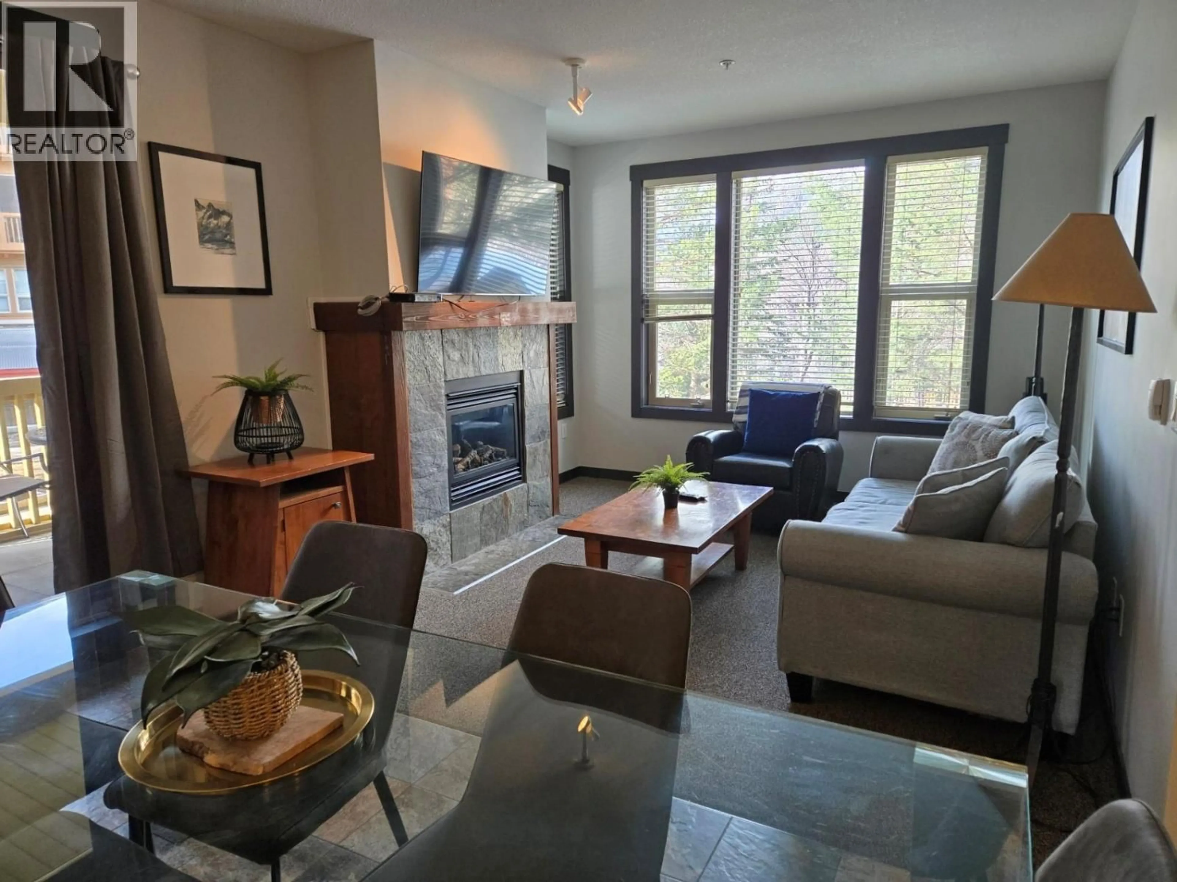 Living room with furniture, unknown for 201A - 2070 SUMMIT DRIVE, Panorama British Columbia V0A1T0