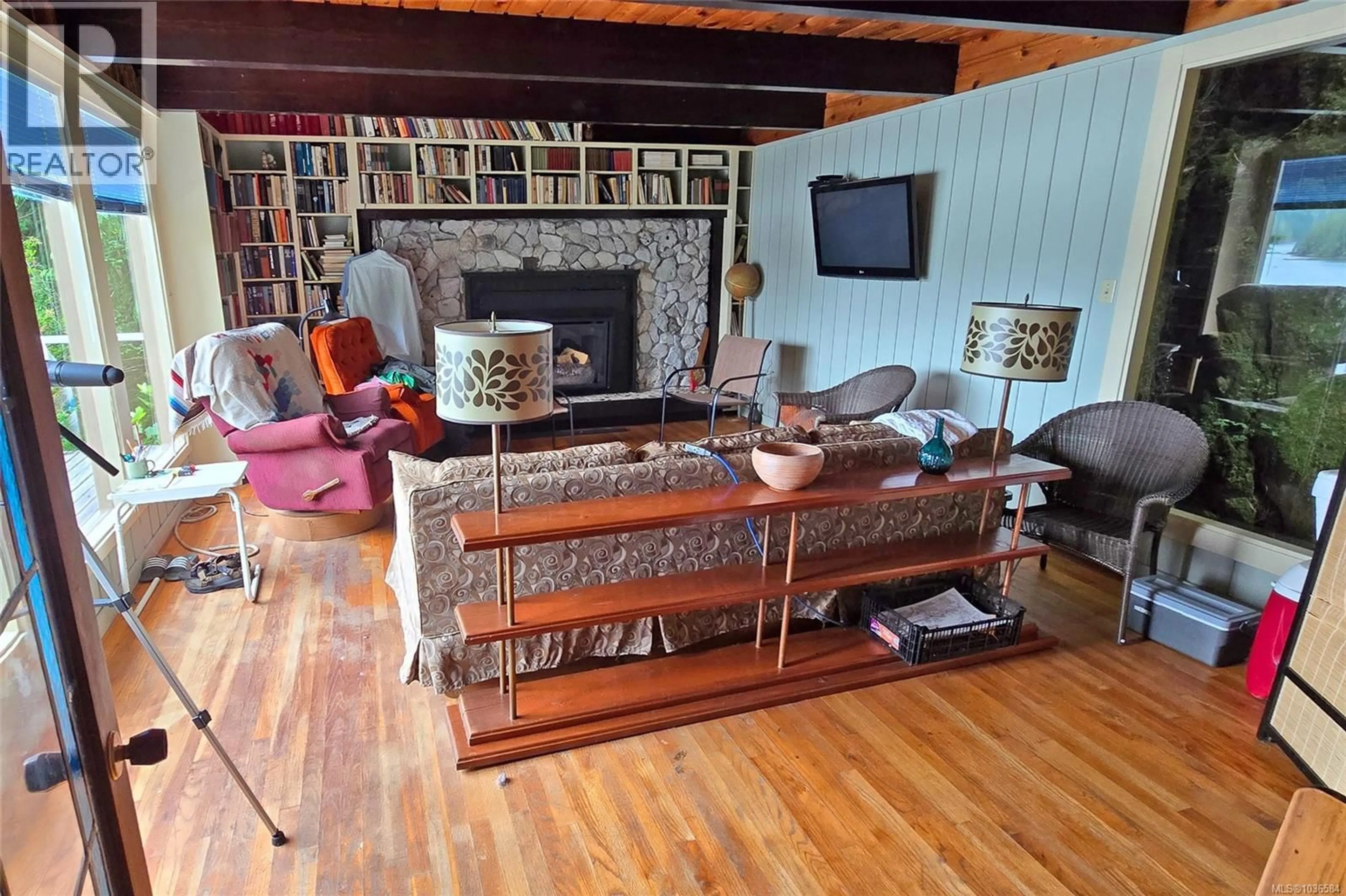 Living room with furniture, unknown for 1 SEEKAH LANDING, Port Alberni British Columbia V0R1B0