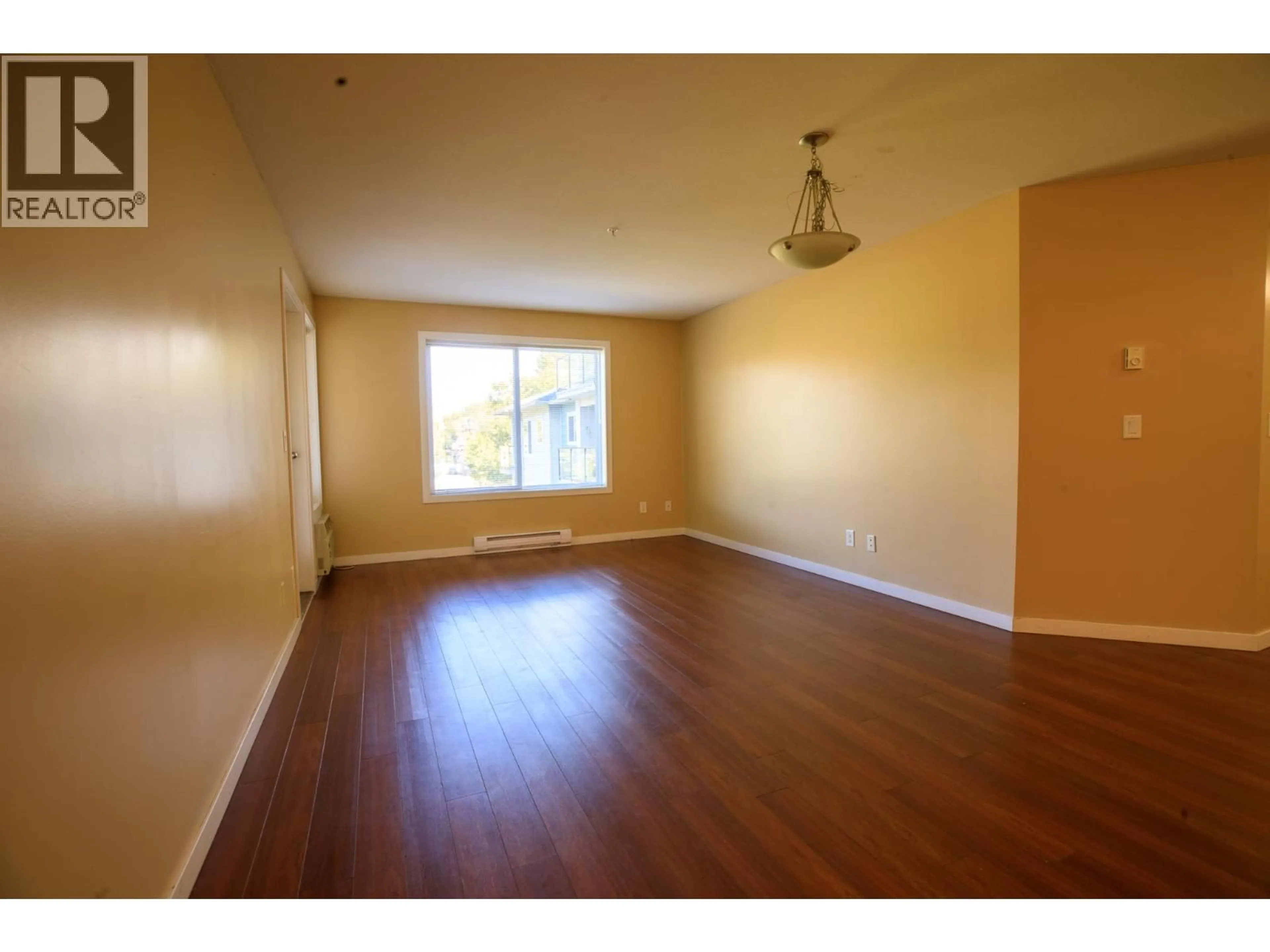 A pic of a room for 306 - 135 ZIPRICK ROAD, Kelowna British Columbia V1X8B2