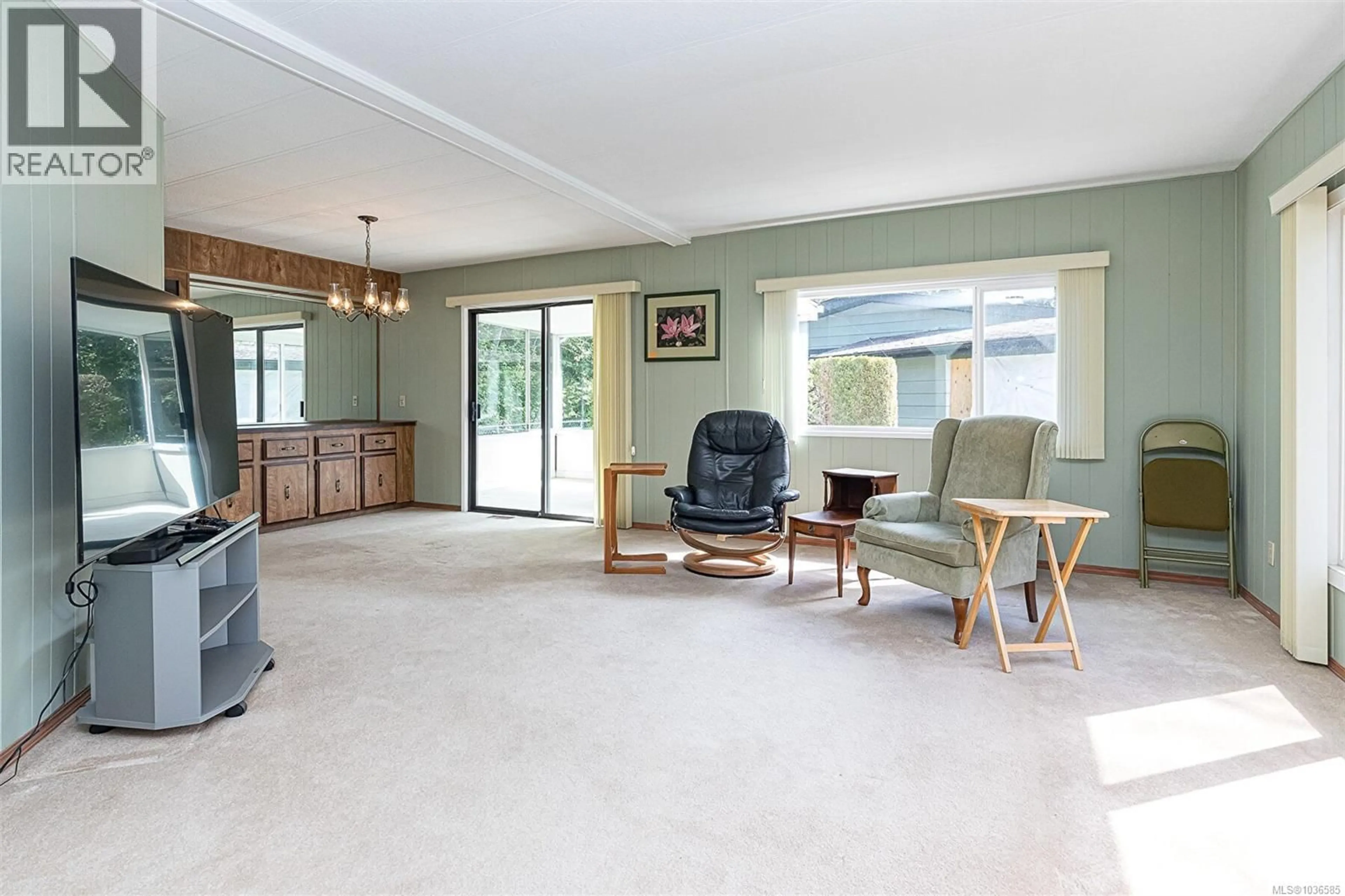 Unknown for 2170 SUMMERGATE BOULEVARD, Sidney British Columbia V8L4L1