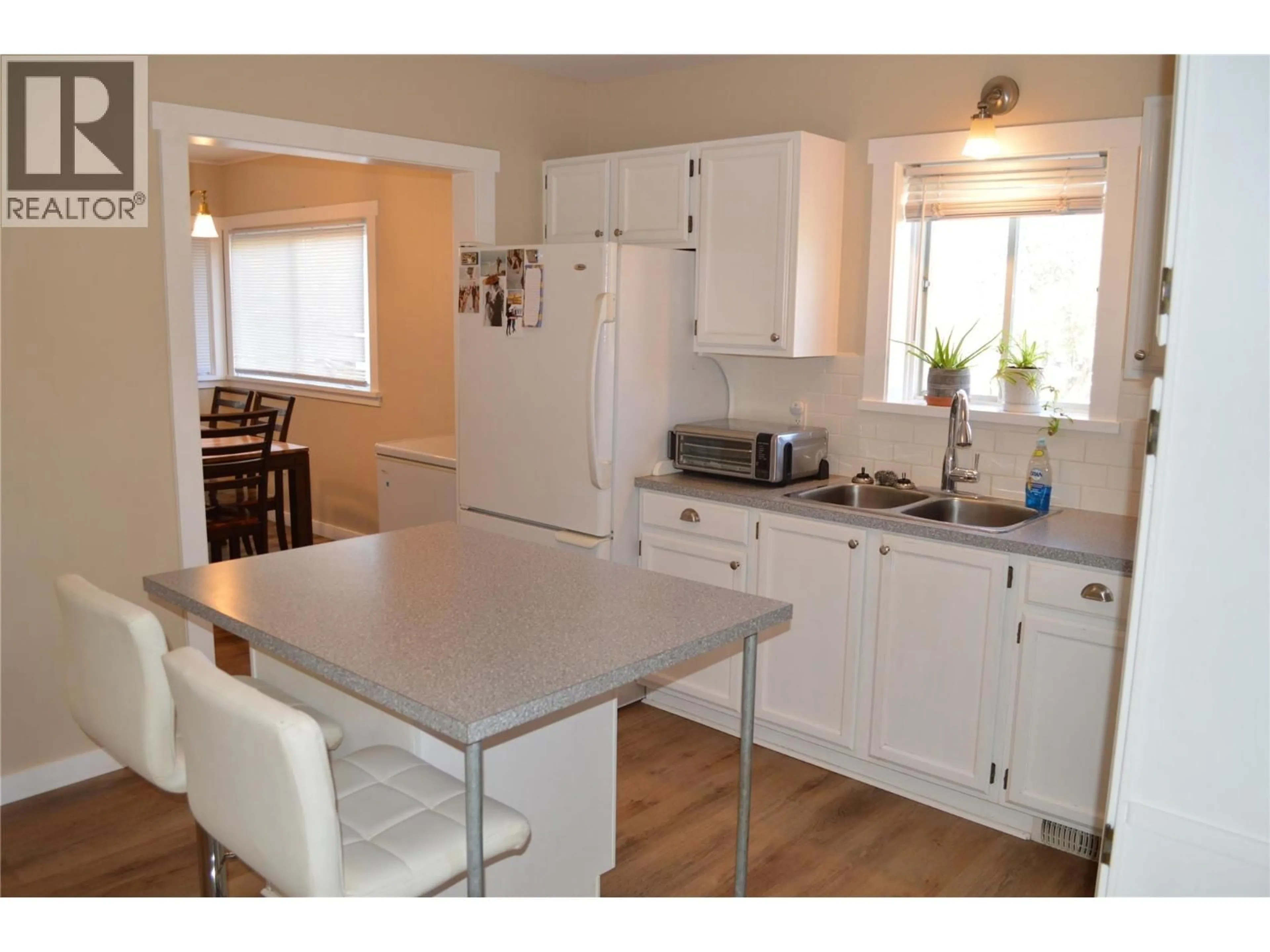 Standard kitchen, wood/laminate floor for 6569 19TH STREET, Grand Forks British Columbia V0H1H0