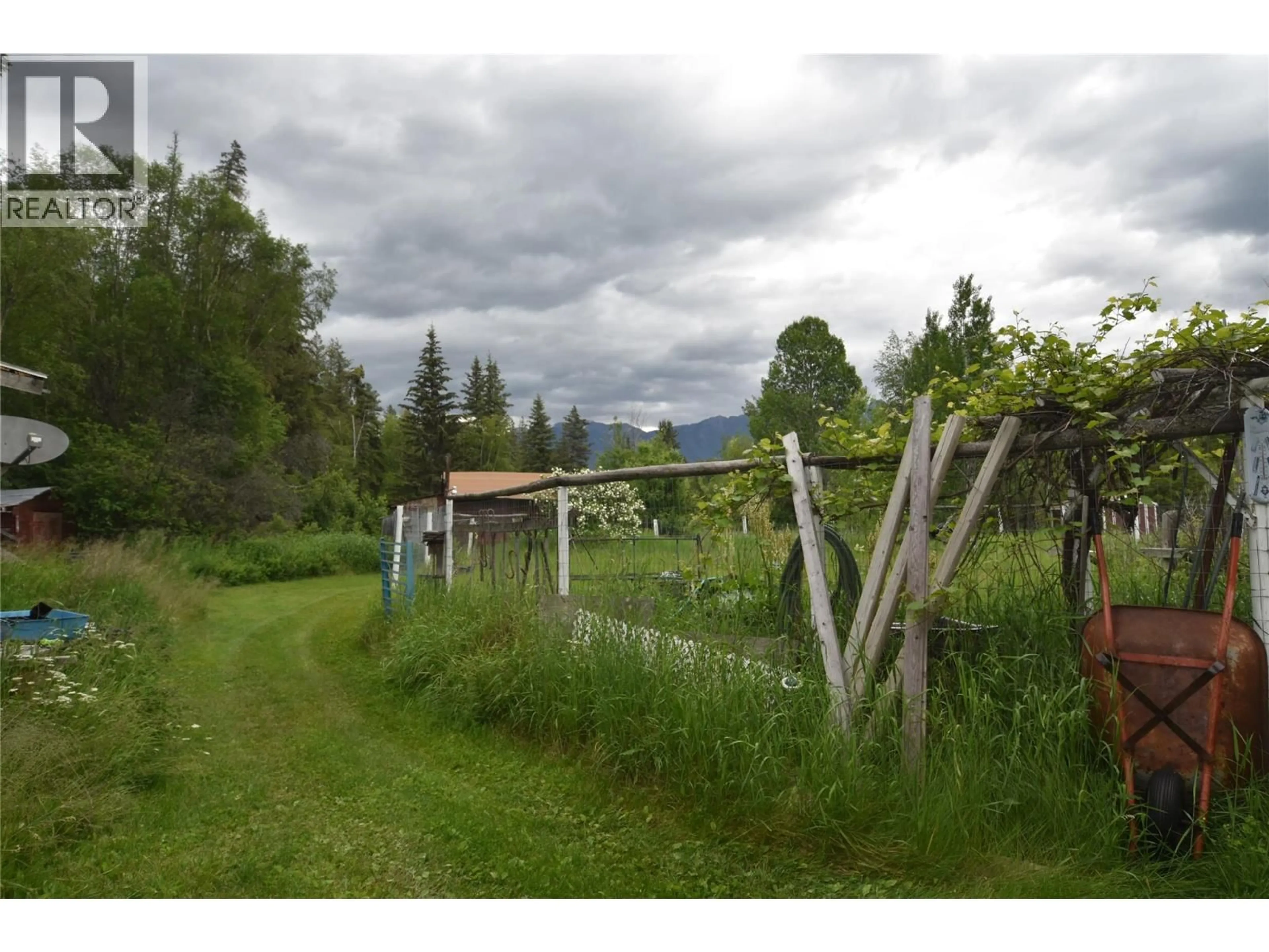 Shed for 5057 BRADFORD ROAD, Skookumchuck British Columbia V0B2E0