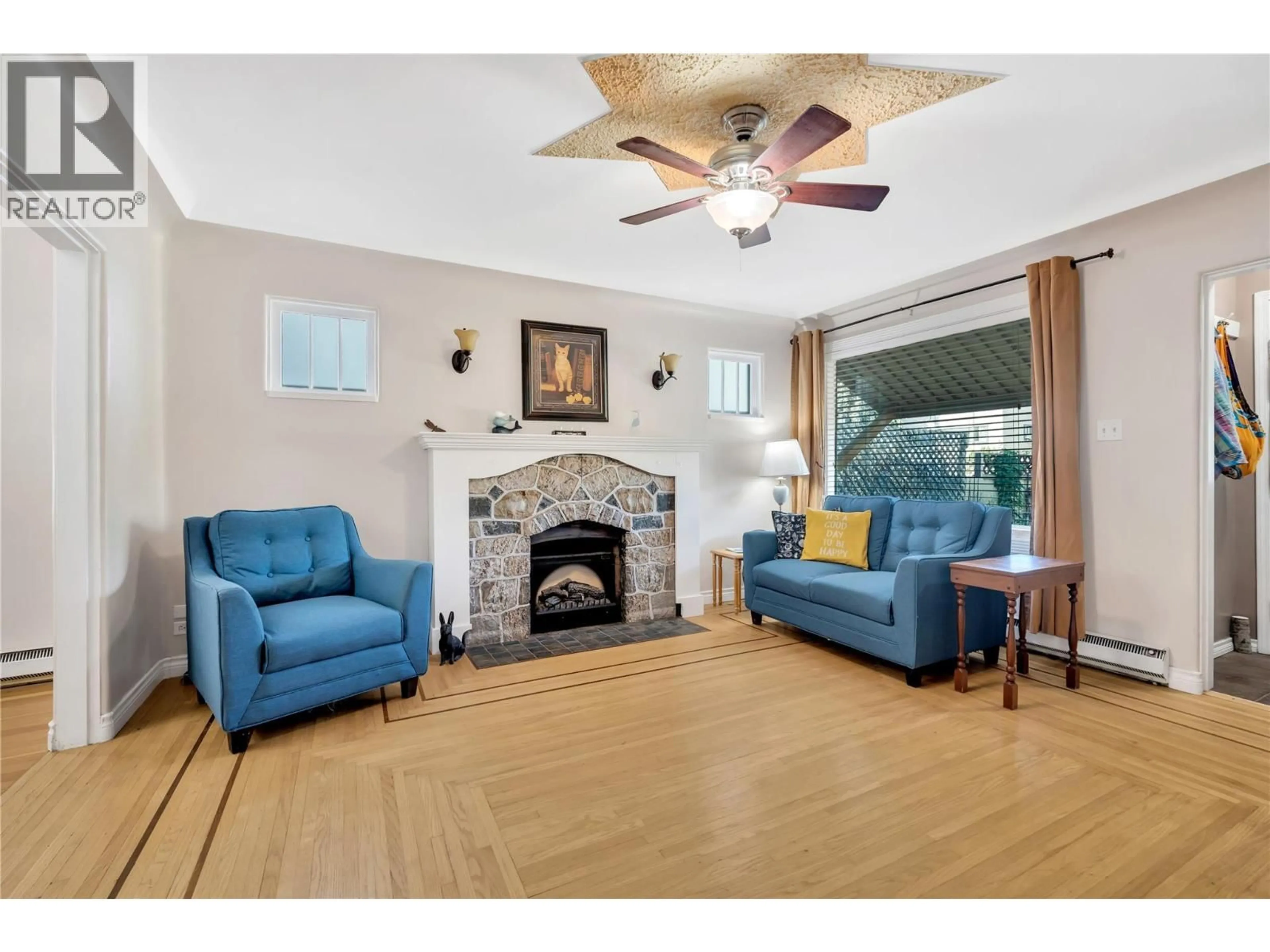 Living room with furniture, unknown for 616 BURNS STREET, Penticton British Columbia V2A4X3