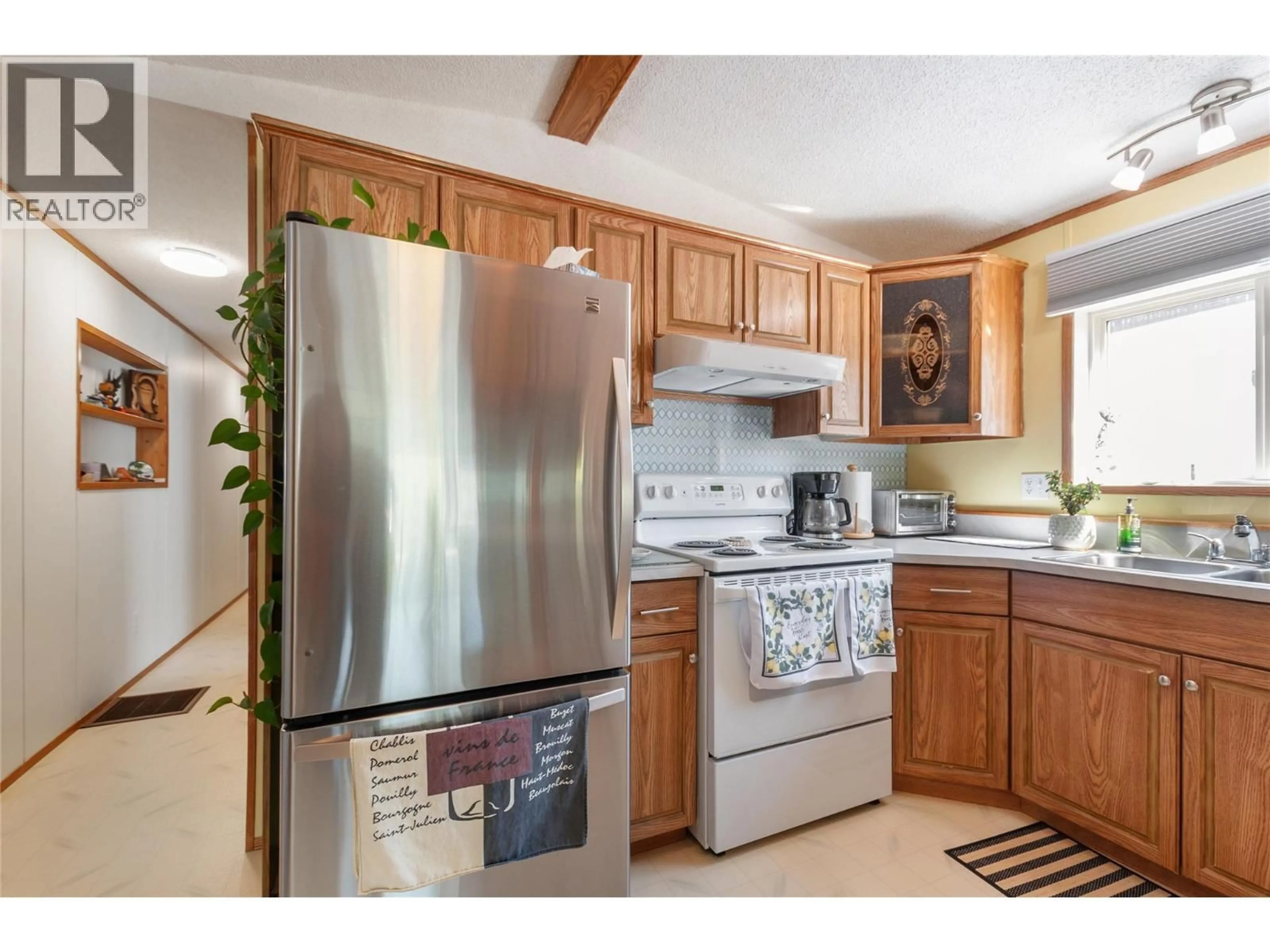 Standard kitchen, unknown for H6 - 4505 MCLEAN CREEK ROAD, Okanagan Falls British Columbia V0H1R1