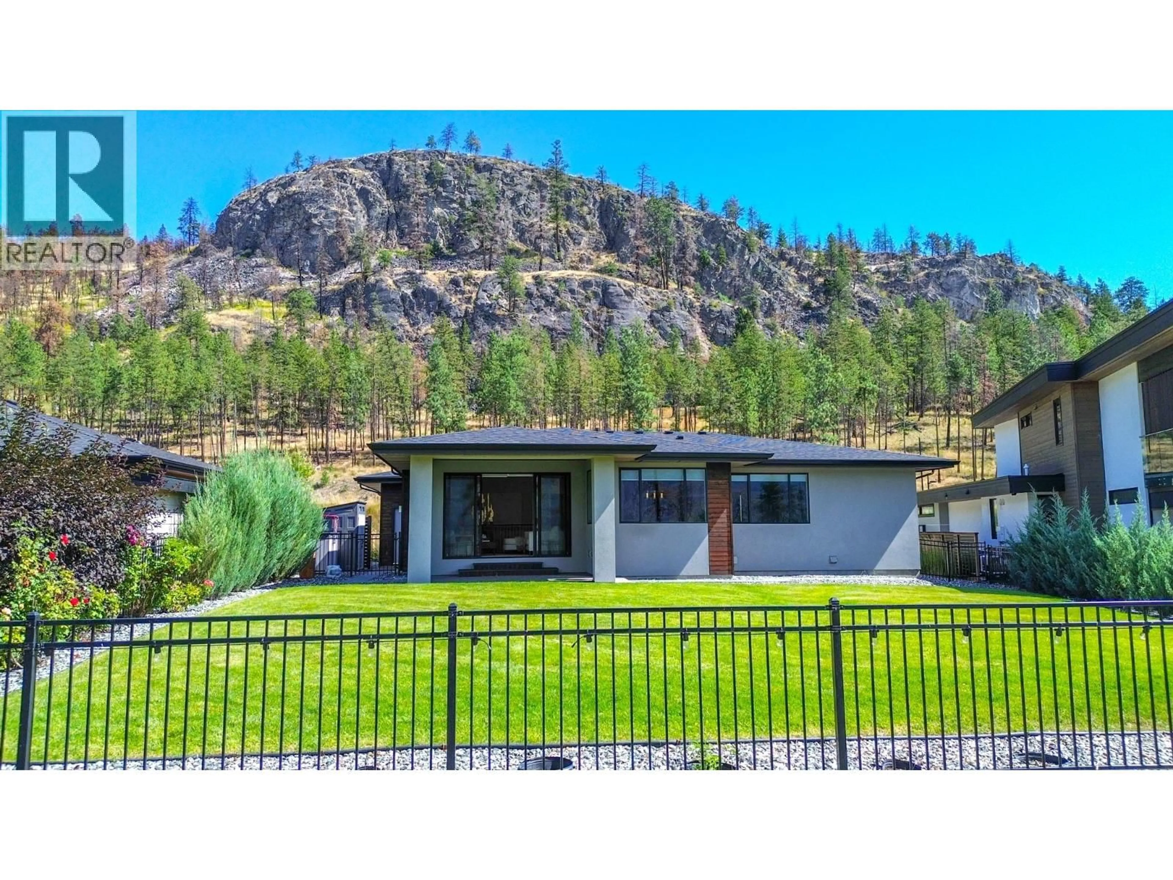 Home with vinyl exterior material, mountain view for 9592 BENCHLAND DRIVE, Lake Country British Columbia V4V0A4