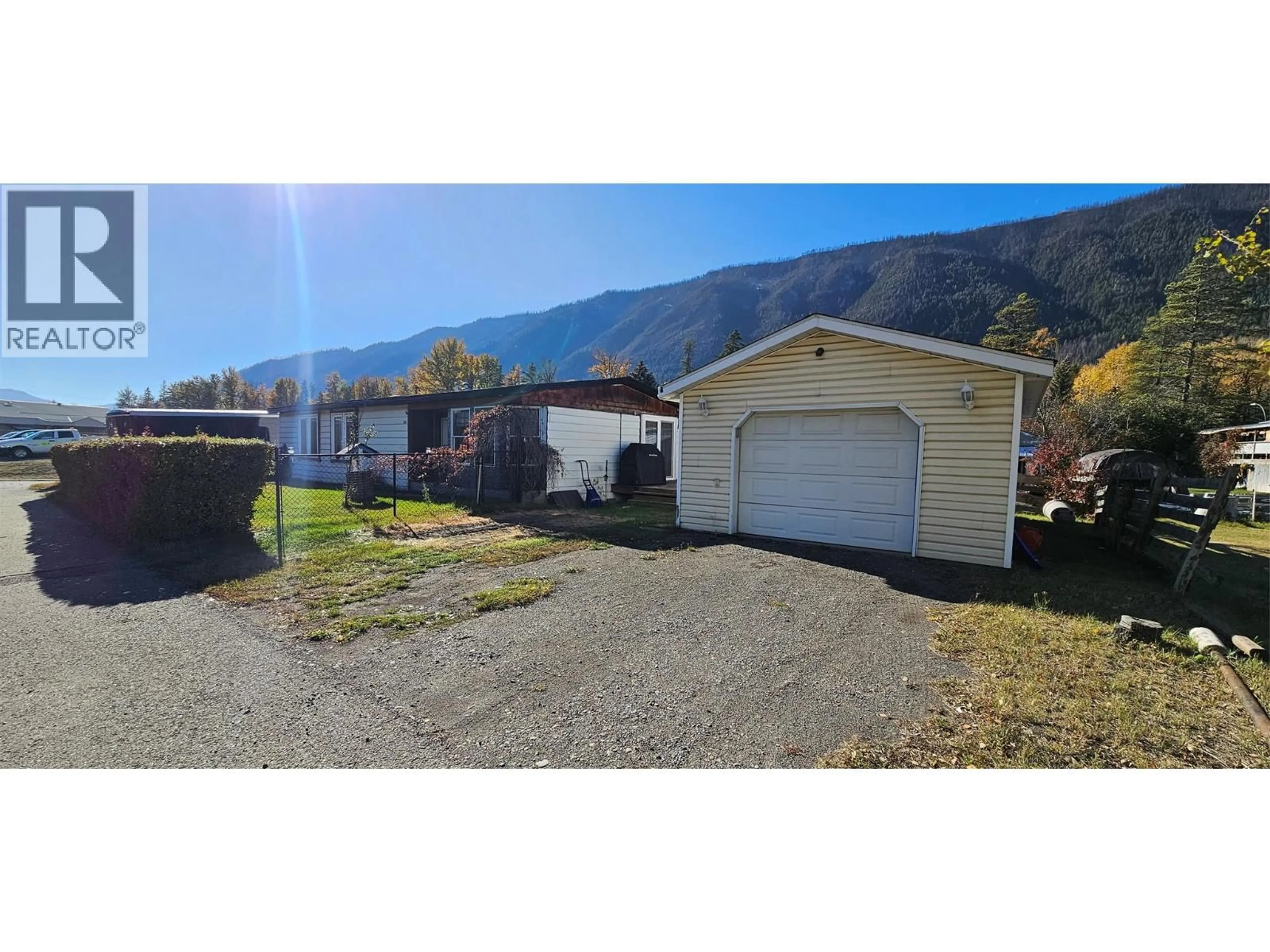A pic from outside/outdoor area/front of a property/back of a property/a pic from drone, mountain view for 540 BUCKTHORN ROAD, Sparwood British Columbia V0B2G0