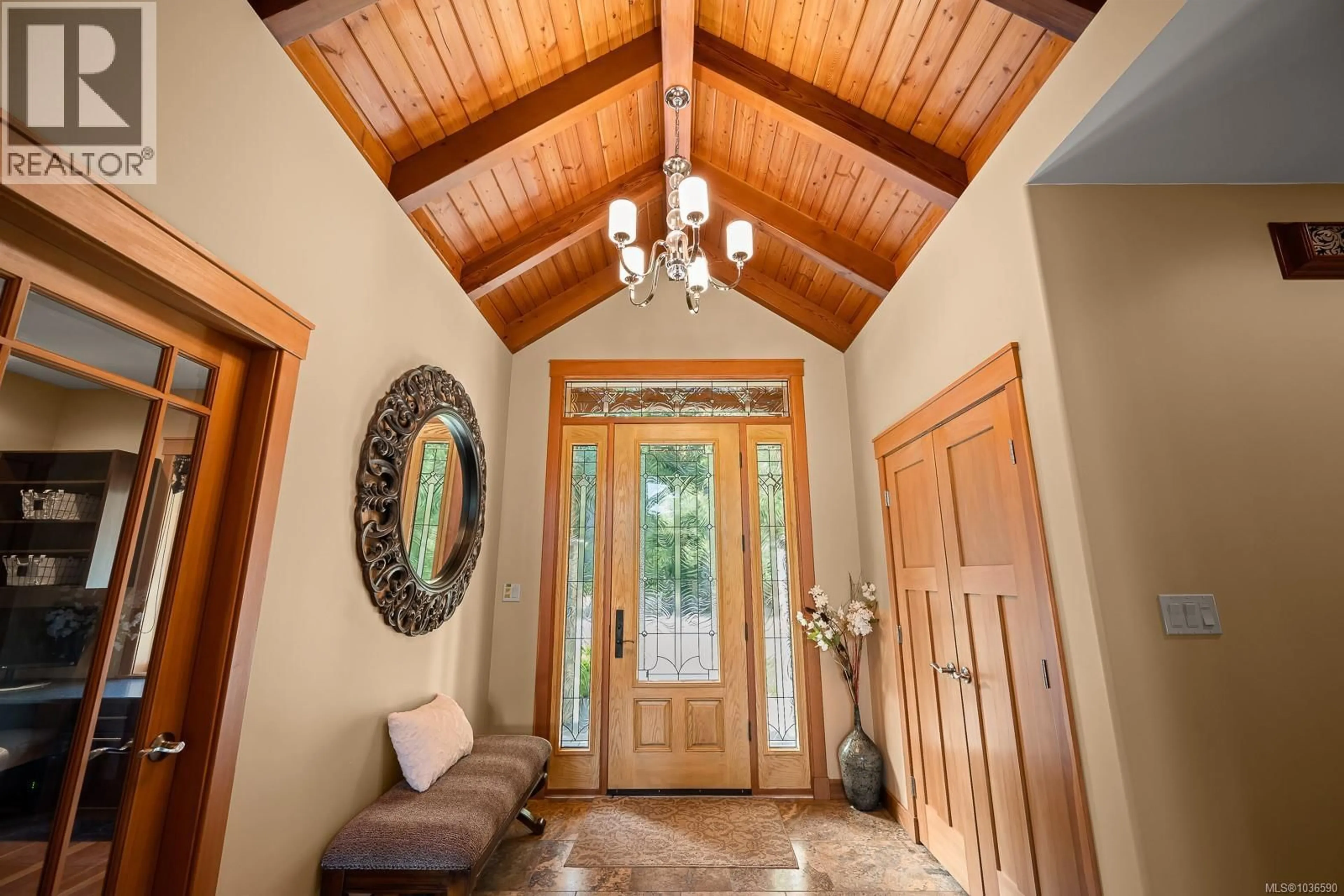 Indoor entryway for 2480 ENGLAND ROAD, Courtenay British Columbia V9N9M5