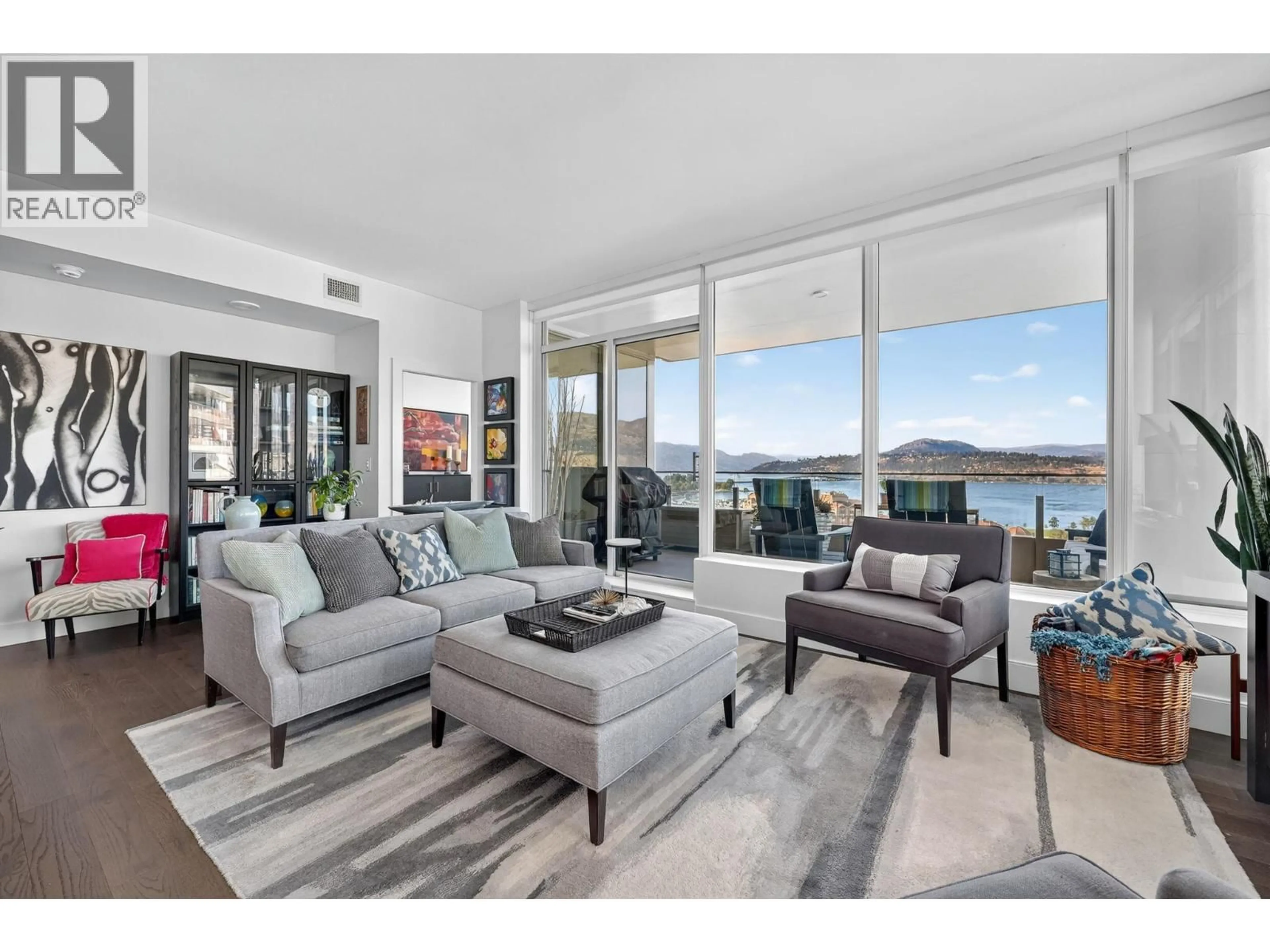 Living room with furniture, unknown for 1605 - 1191 SUNSET DRIVE, Kelowna British Columbia V1Y0J4