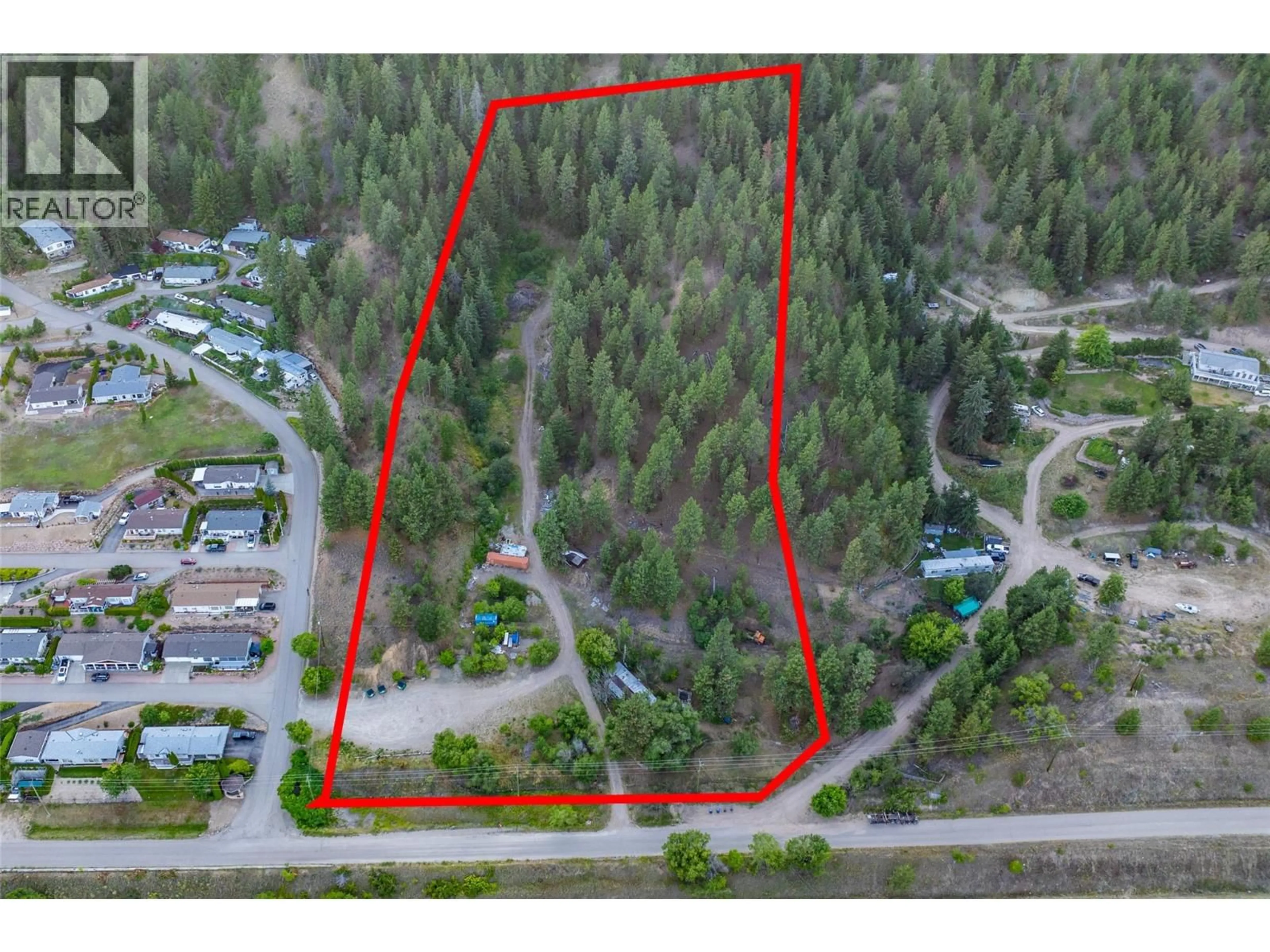 A pic from outside/outdoor area/front of a property/back of a property/a pic from drone, unknown for 17680 RAWSTHORNE ROAD, Lake Country British Columbia V4V2G1