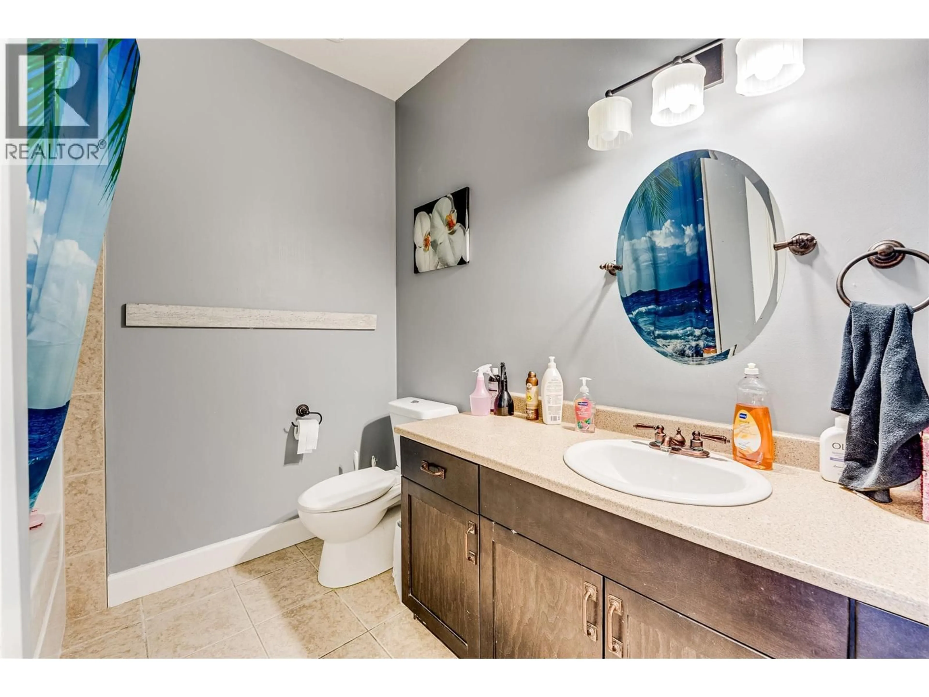Contemporary bathroom, ceramic/tile floor for 2485 HORNBY TERRACE, Armstrong British Columbia V0E1B2