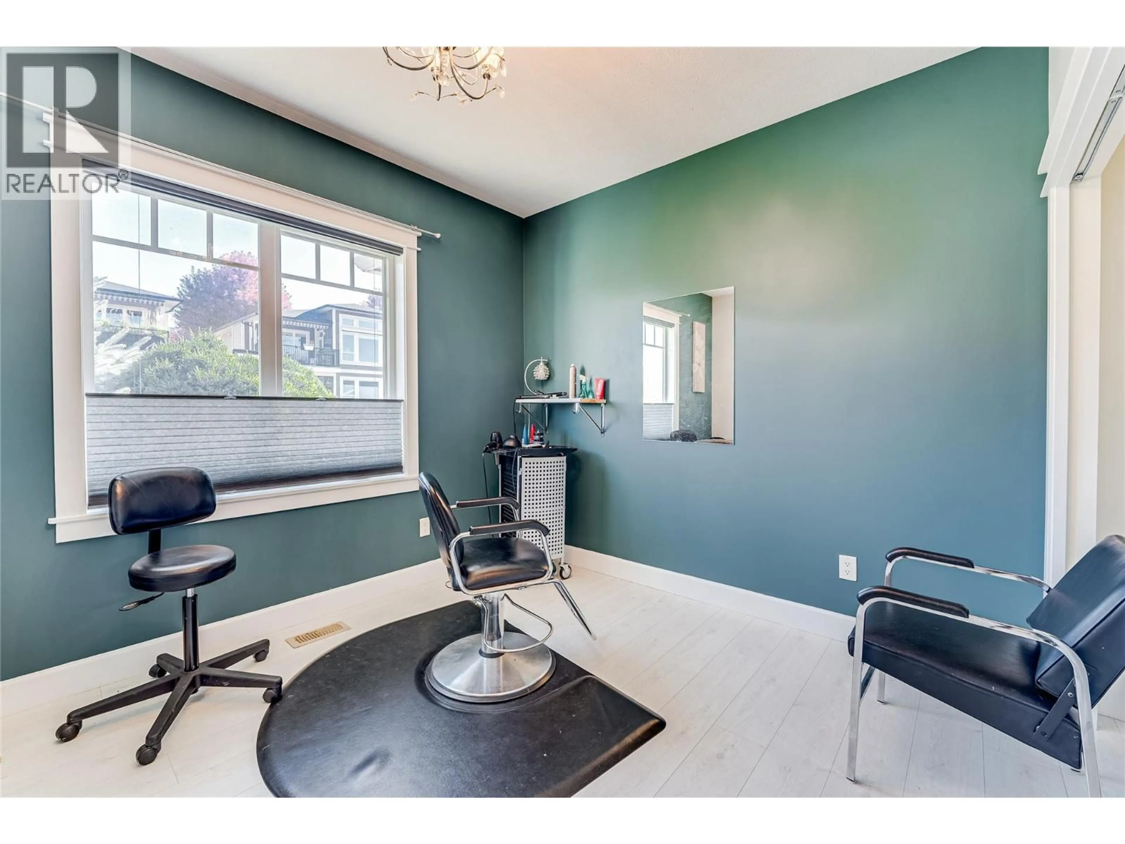 A pic of a room for 2485 HORNBY TERRACE, Armstrong British Columbia V0E1B2