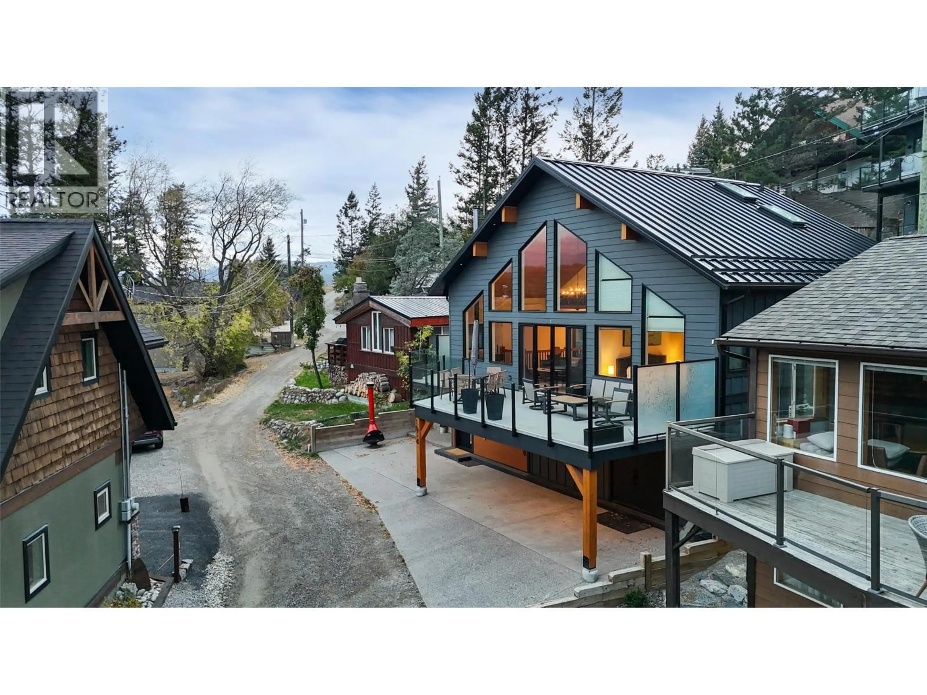 Unknown for 1614 LOWER LAKEVIEW LANE, Invermere British Columbia V0A1K4