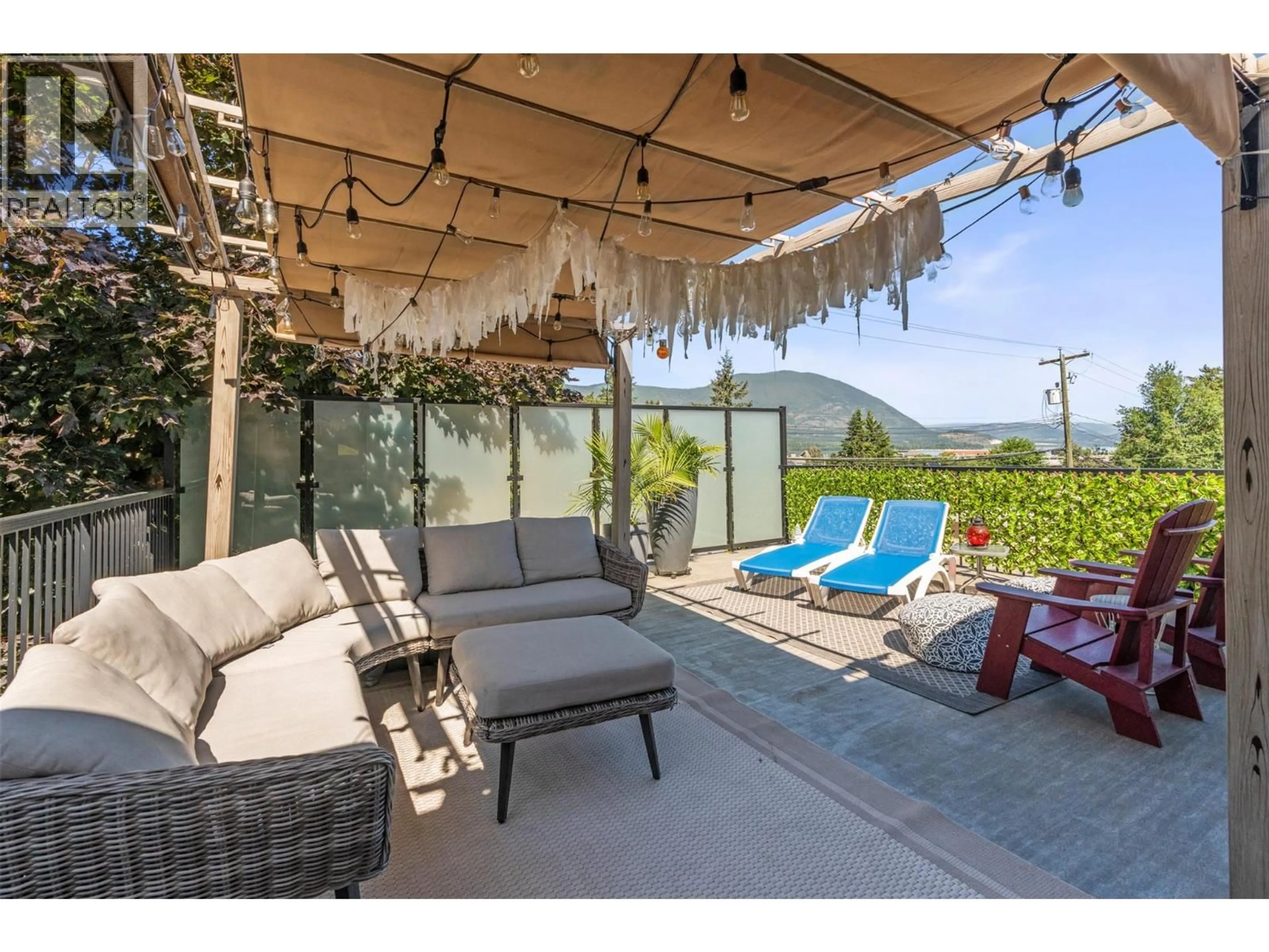 Patio, unknown for 230 6 STREET SOUTHEAST, Salmon Arm British Columbia V1E4E8