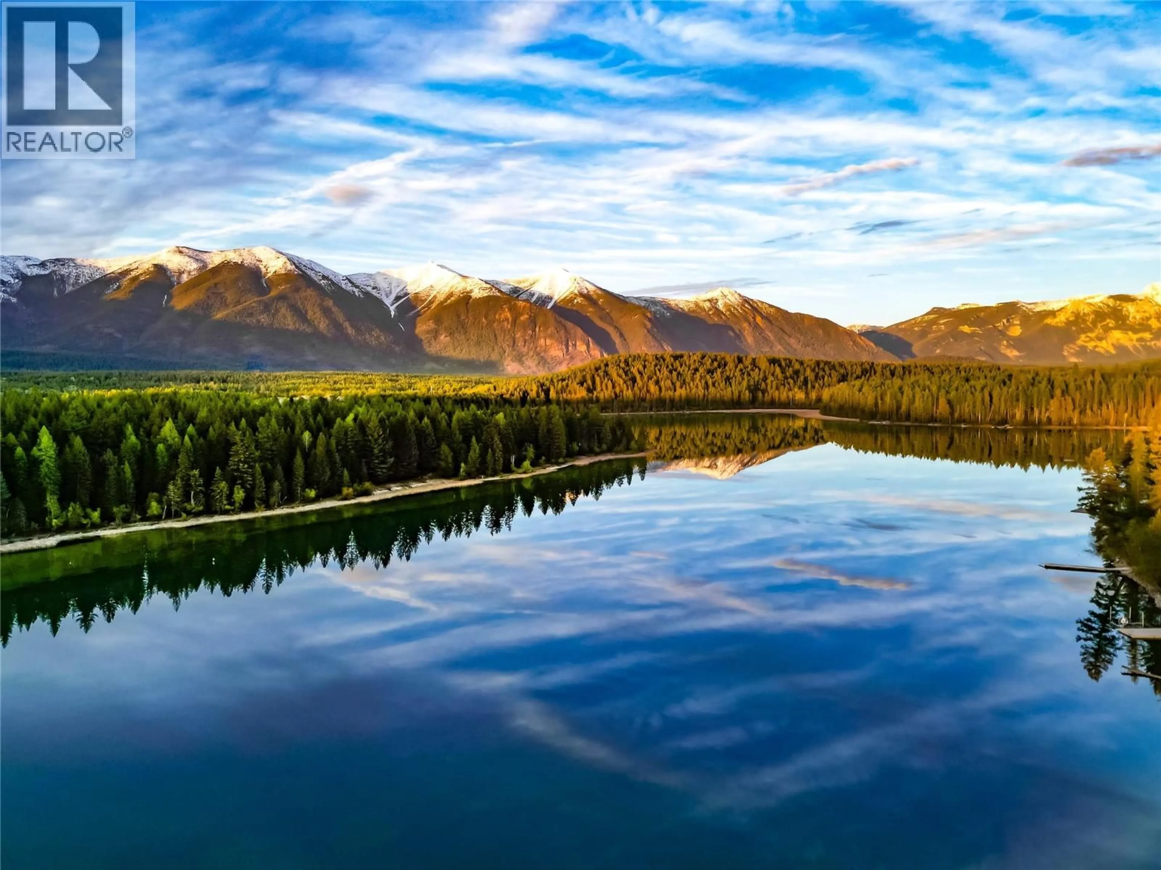 Blurry image for 1249 TIE LAKE SHORE  S ROAD, Jaffray British Columbia V0B1T0