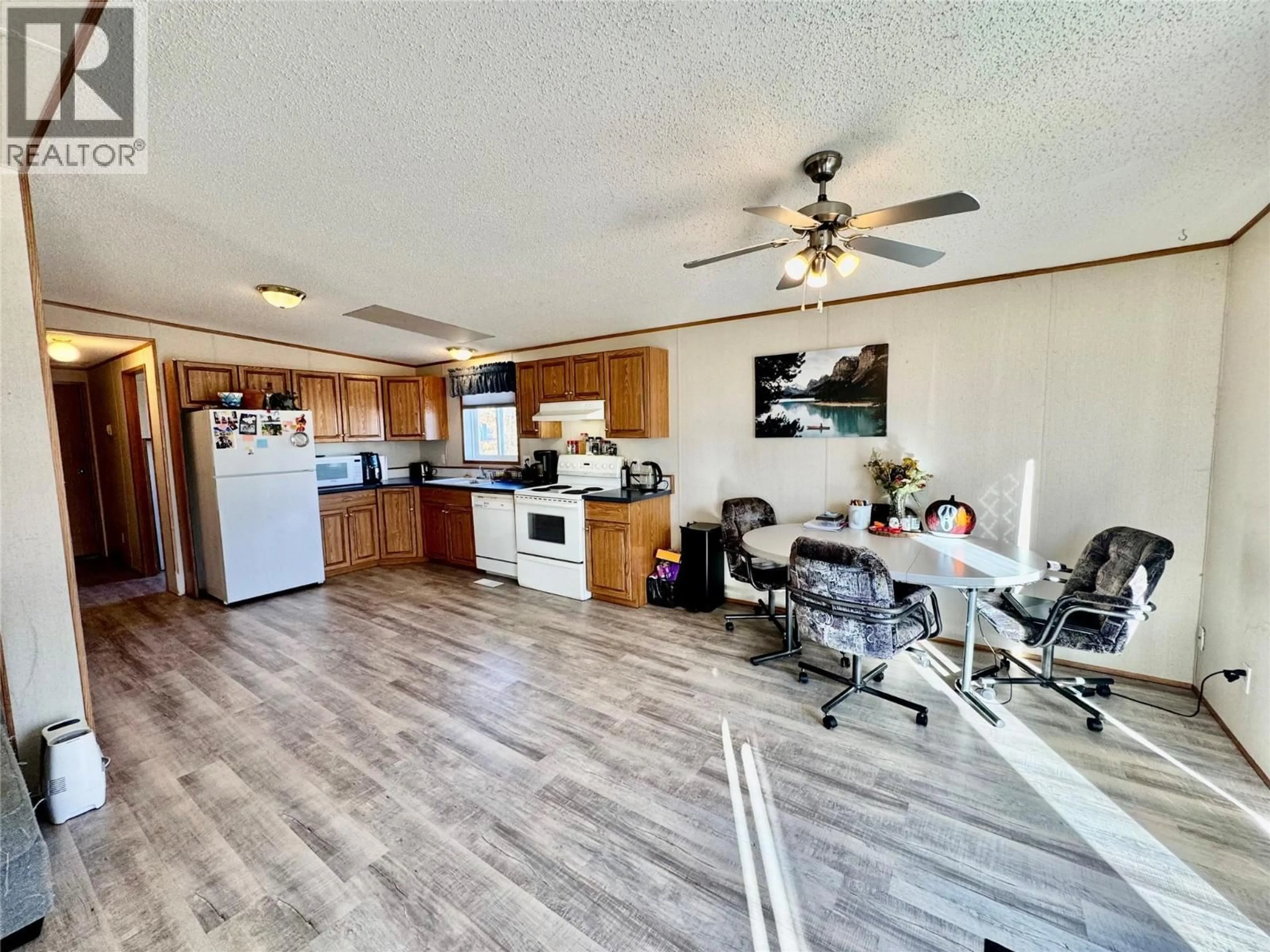 A pic of a room for 4806 55 AVENUE, Pouce Coupe British Columbia V0C2C0