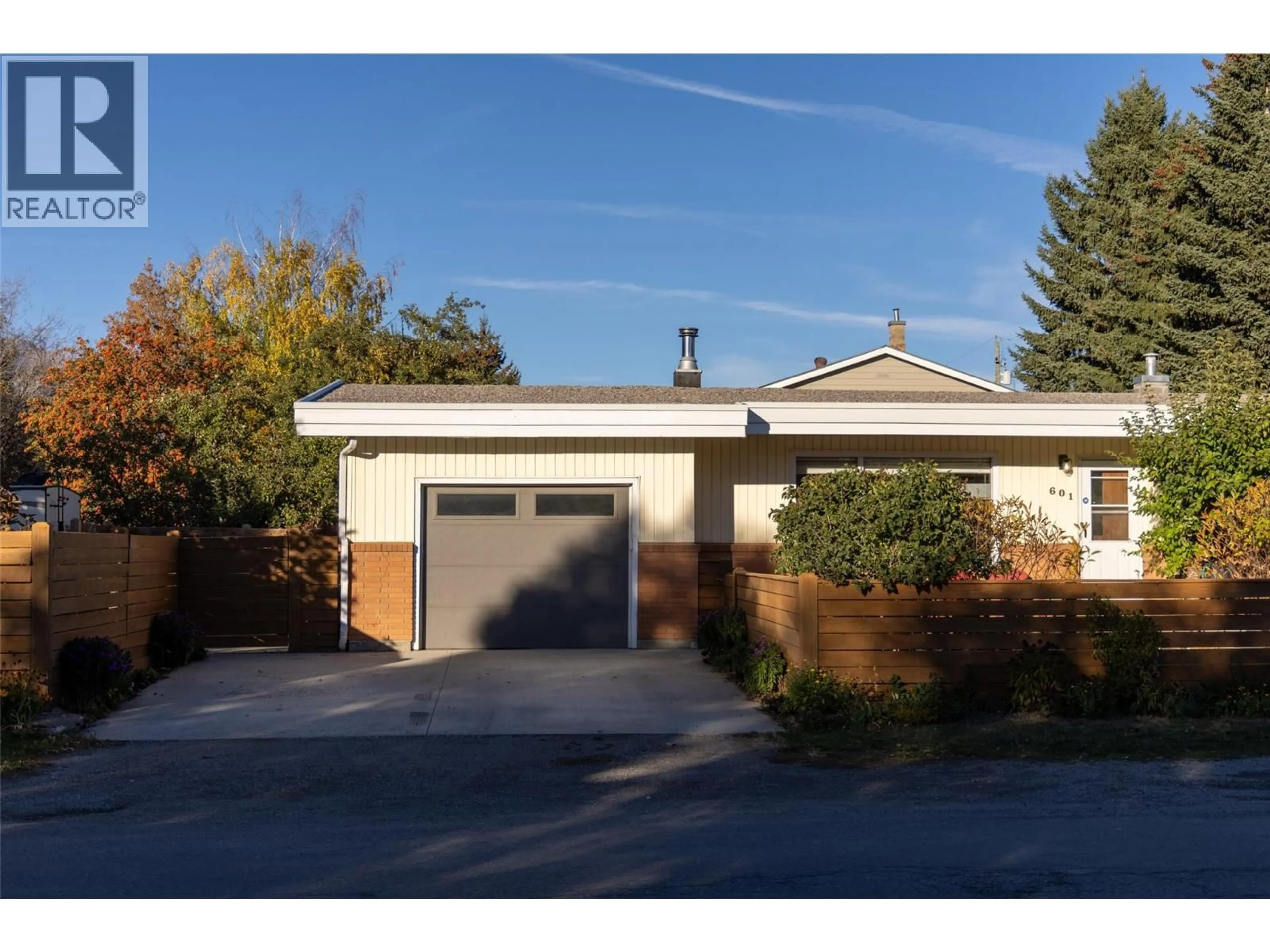 Home with brick exterior material, street for 601 3RD AVENUE, Fernie British Columbia V0B1M0
