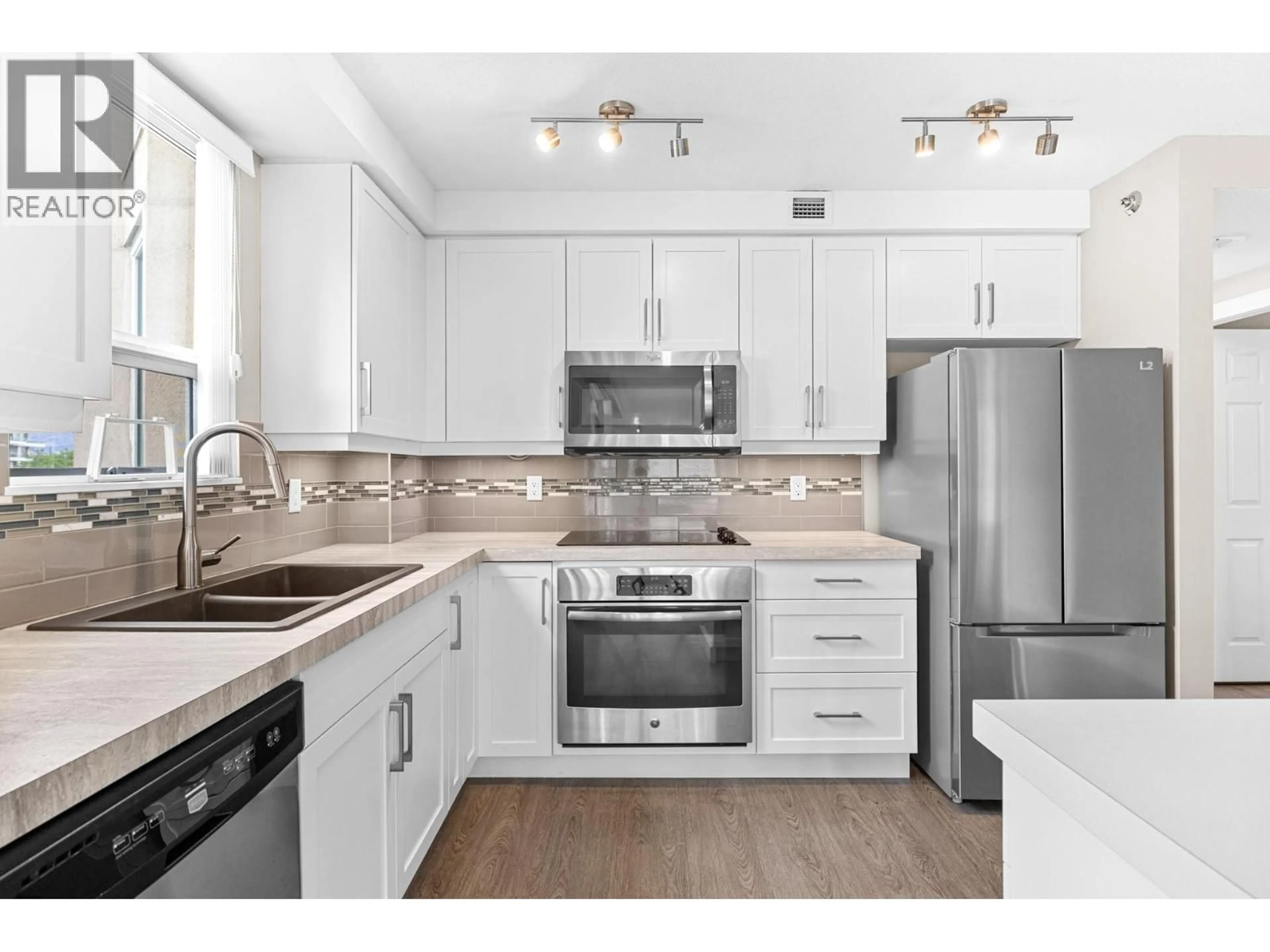 Open concept kitchen, unknown for 501 - 1152 SUNSET DRIVE, Kelowna British Columbia V1Y9R7