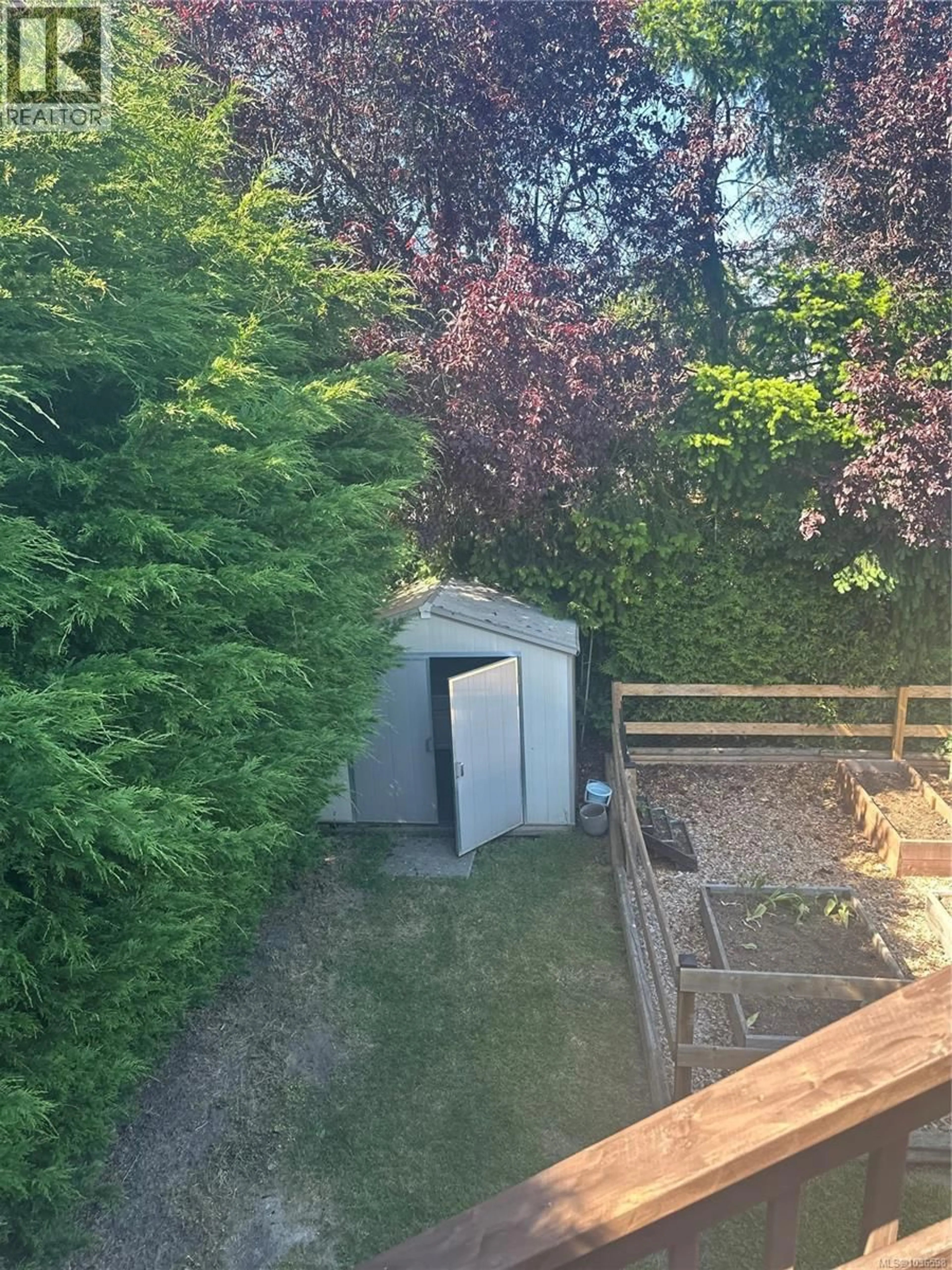 Shed for 2290 AMELIA AVENUE, Sidney British Columbia V8L2H8