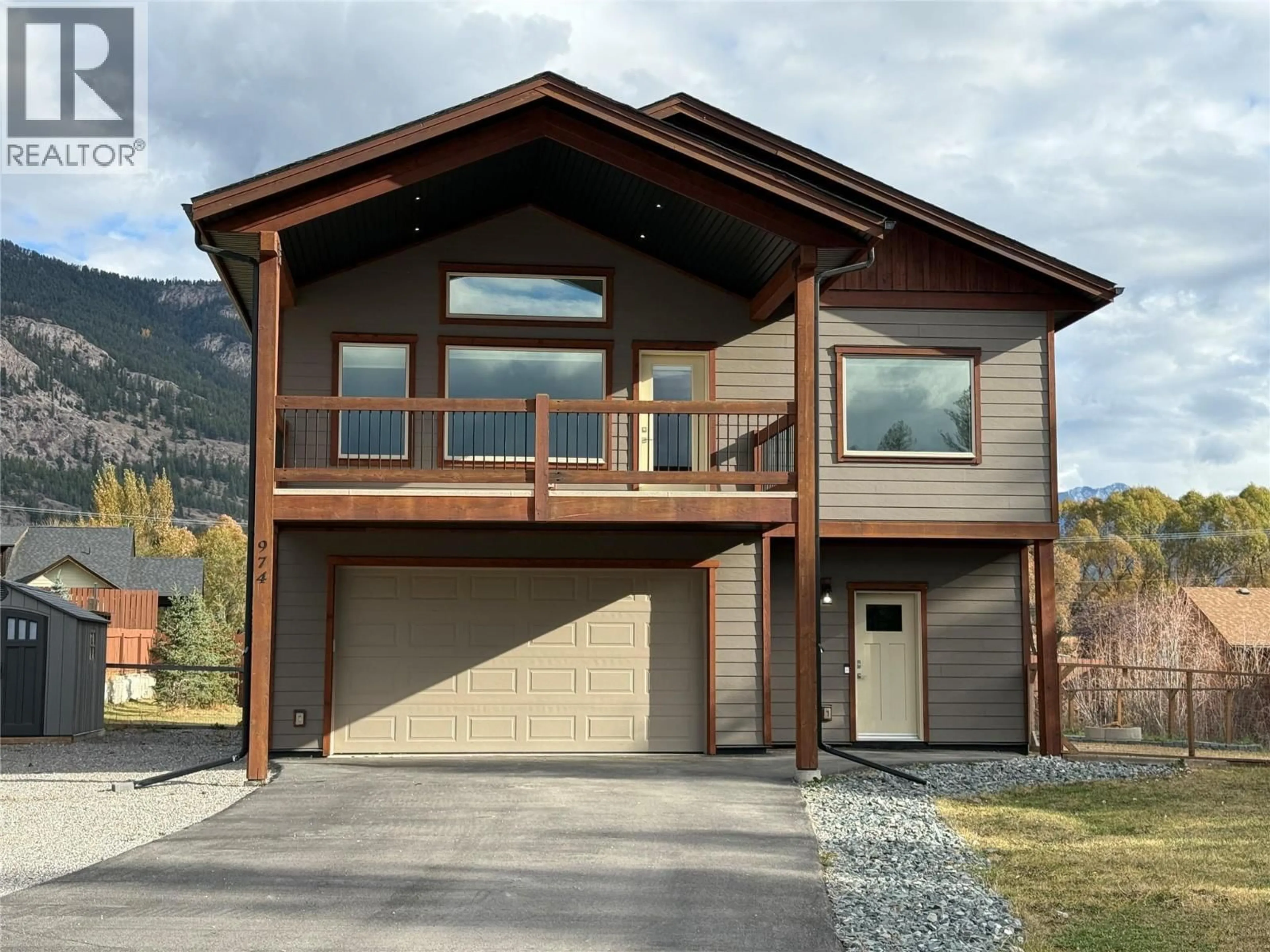 Home with vinyl exterior material, unknown for 974 SWANSEA VIEW ROAD, Windermere British Columbia V0B2L0