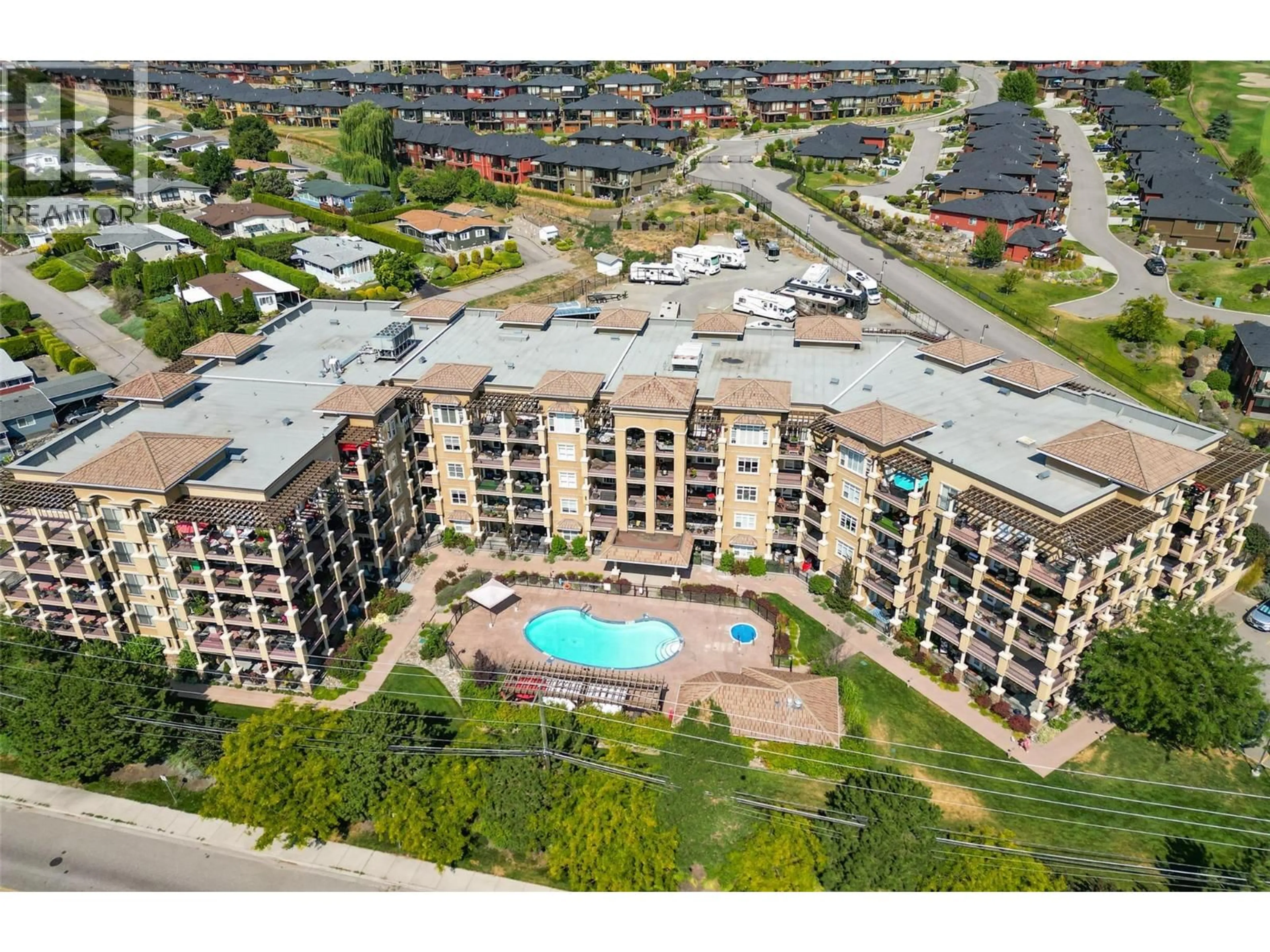 A pic from outside/outdoor area/front of a property/back of a property/a pic from drone, unknown for 517 - 2070 BOUCHERIE ROAD, West Kelowna British Columbia V4T3K9