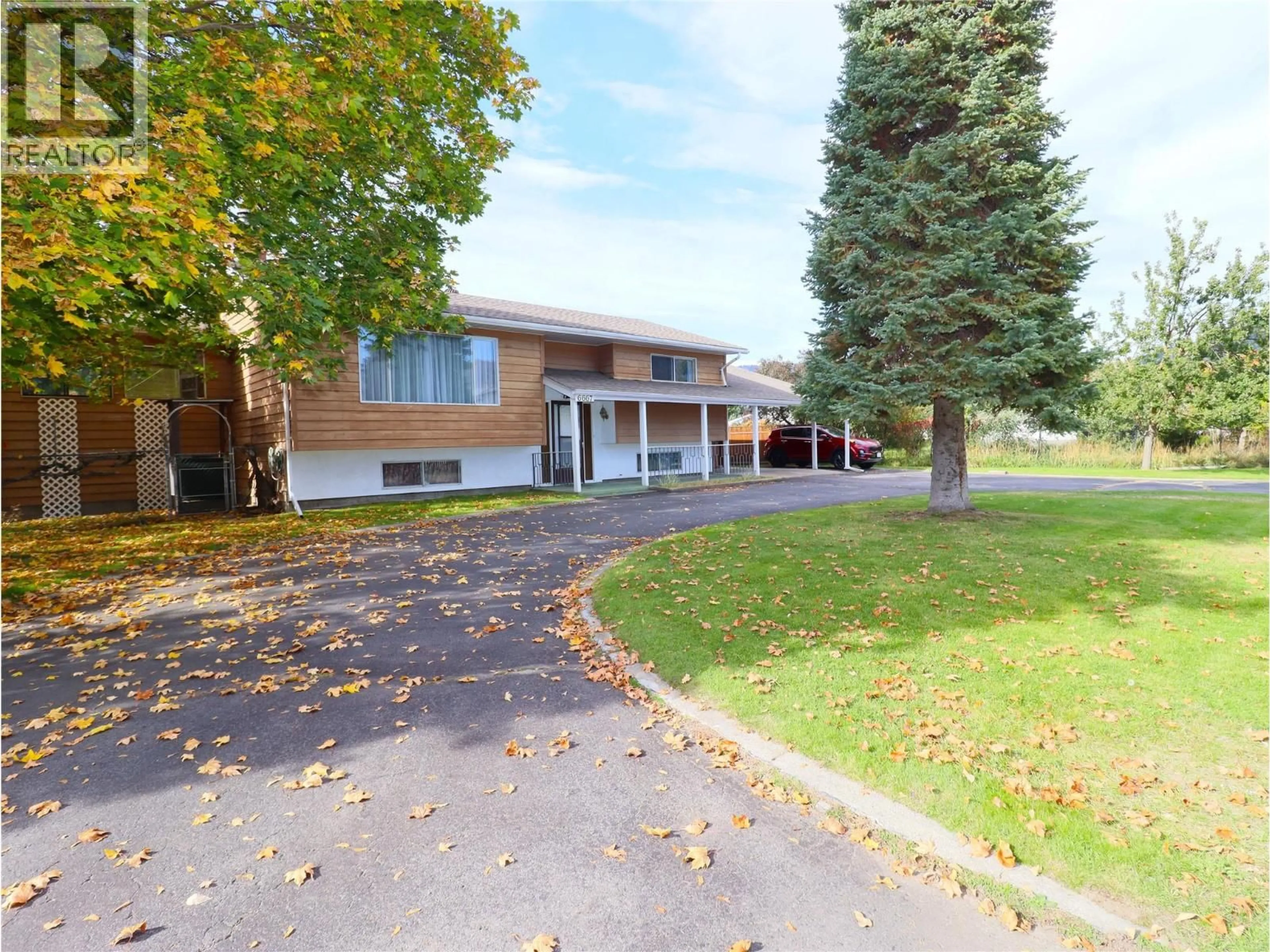 A pic from outside/outdoor area/front of a property/back of a property/a pic from drone, street for 6667 BOUNDARY DRIVE, Grand Forks British Columbia V0H1H0