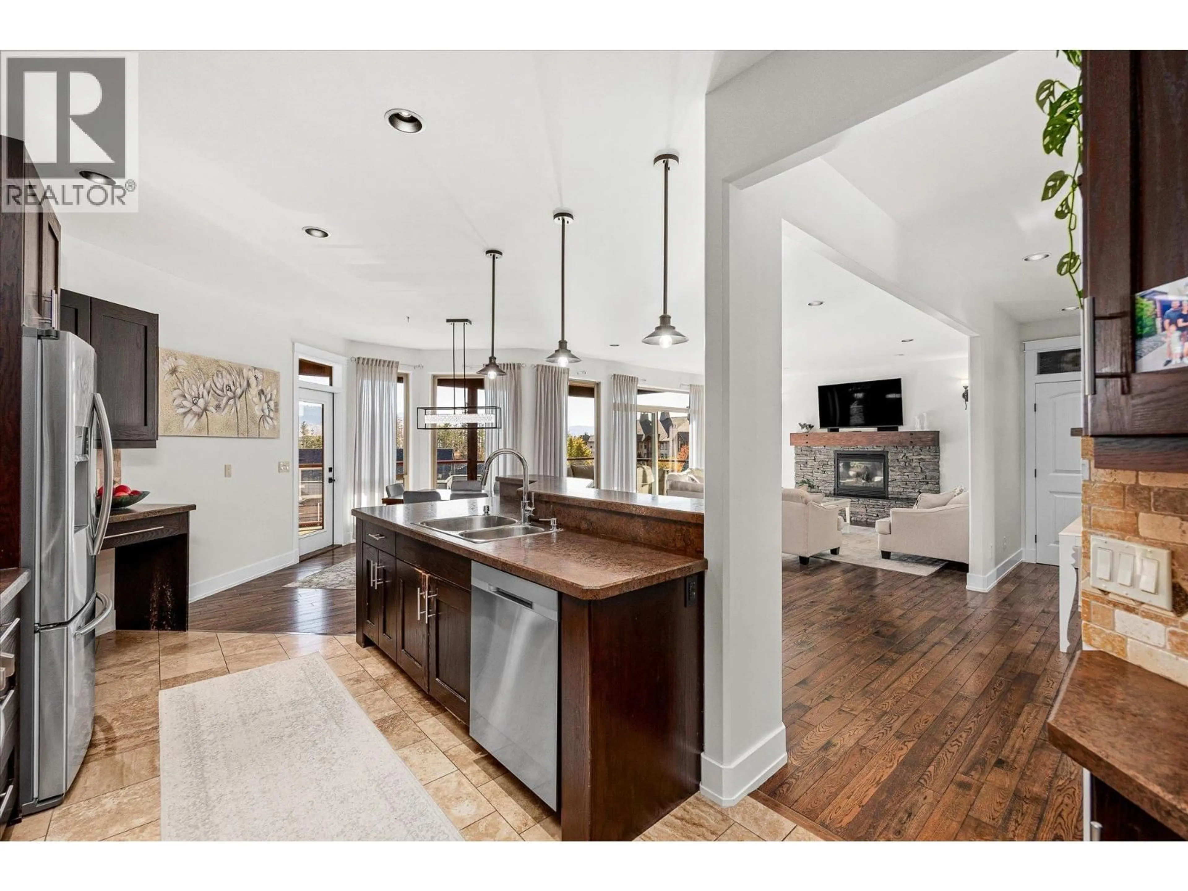 Open concept kitchen, unknown for 12815 SHORELINE DRIVE, Lake Country British Columbia V4V2N8