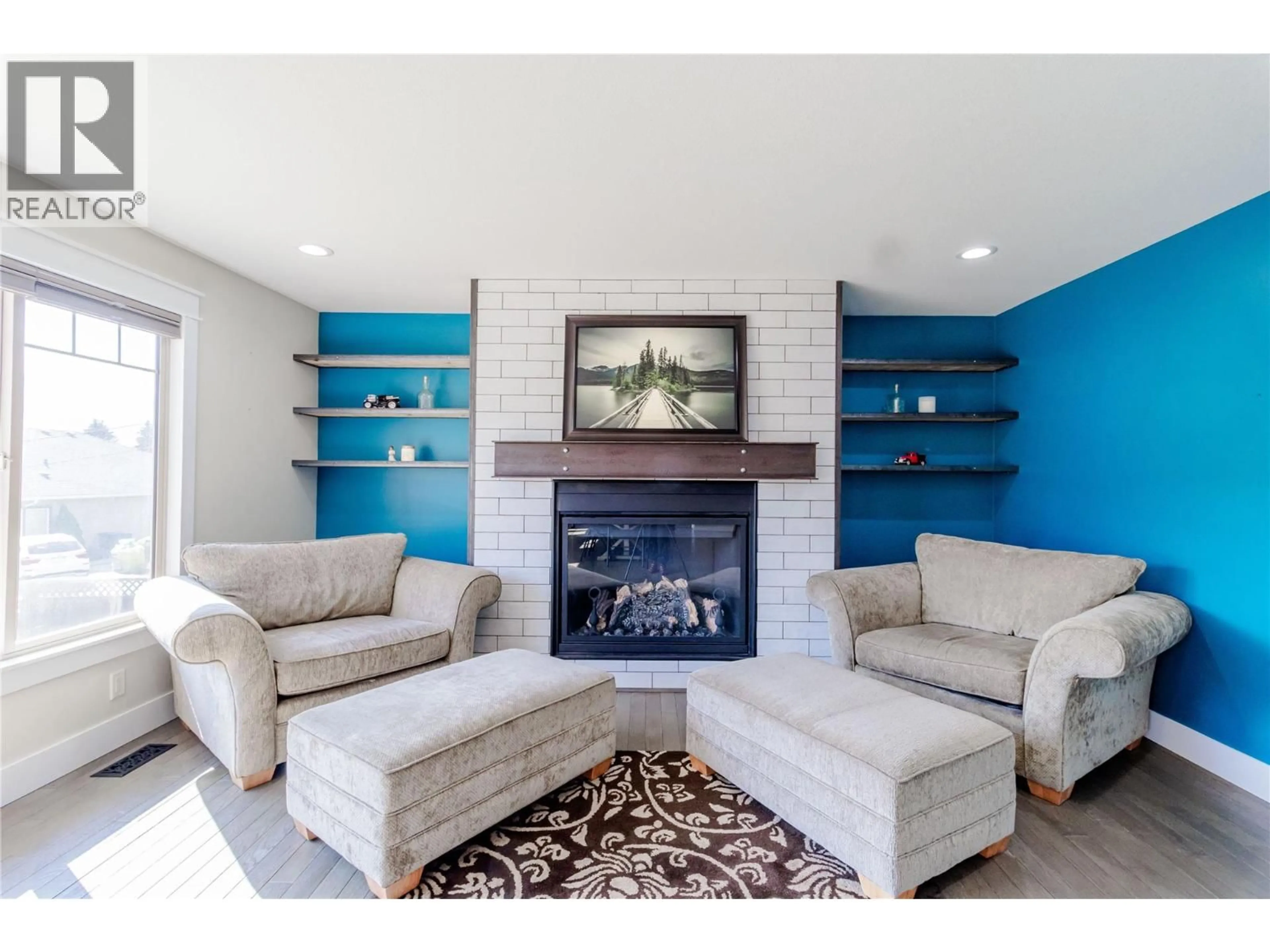 Living room with furniture, unknown for 11885 MIDDLETON ROAD, Lake Country British Columbia V4V1G9