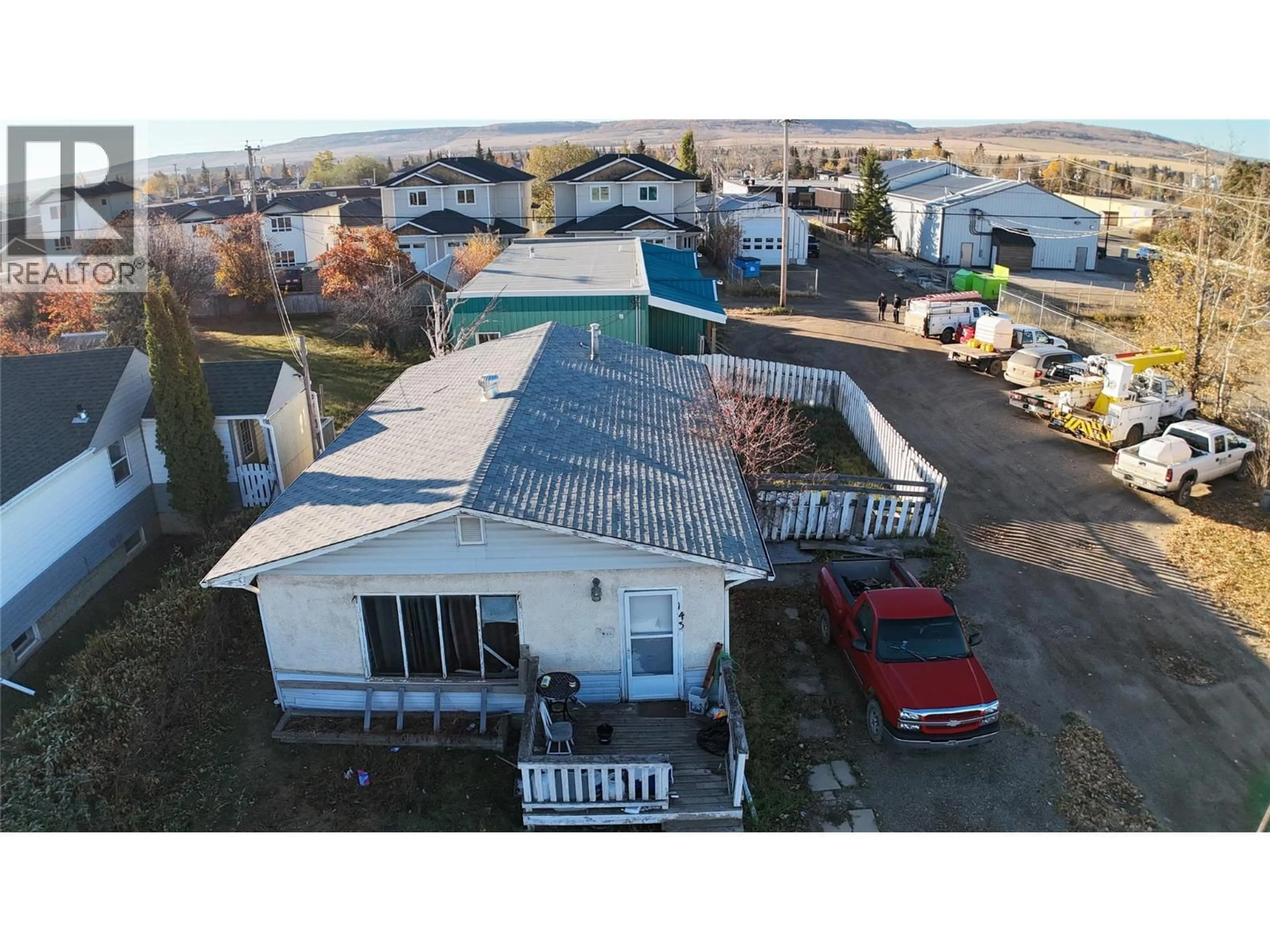 A pic from outside/outdoor area/front of a property/back of a property/a pic from drone, building for 1433/1437 101 AVENUE, Dawson Creek British Columbia V1G2A6