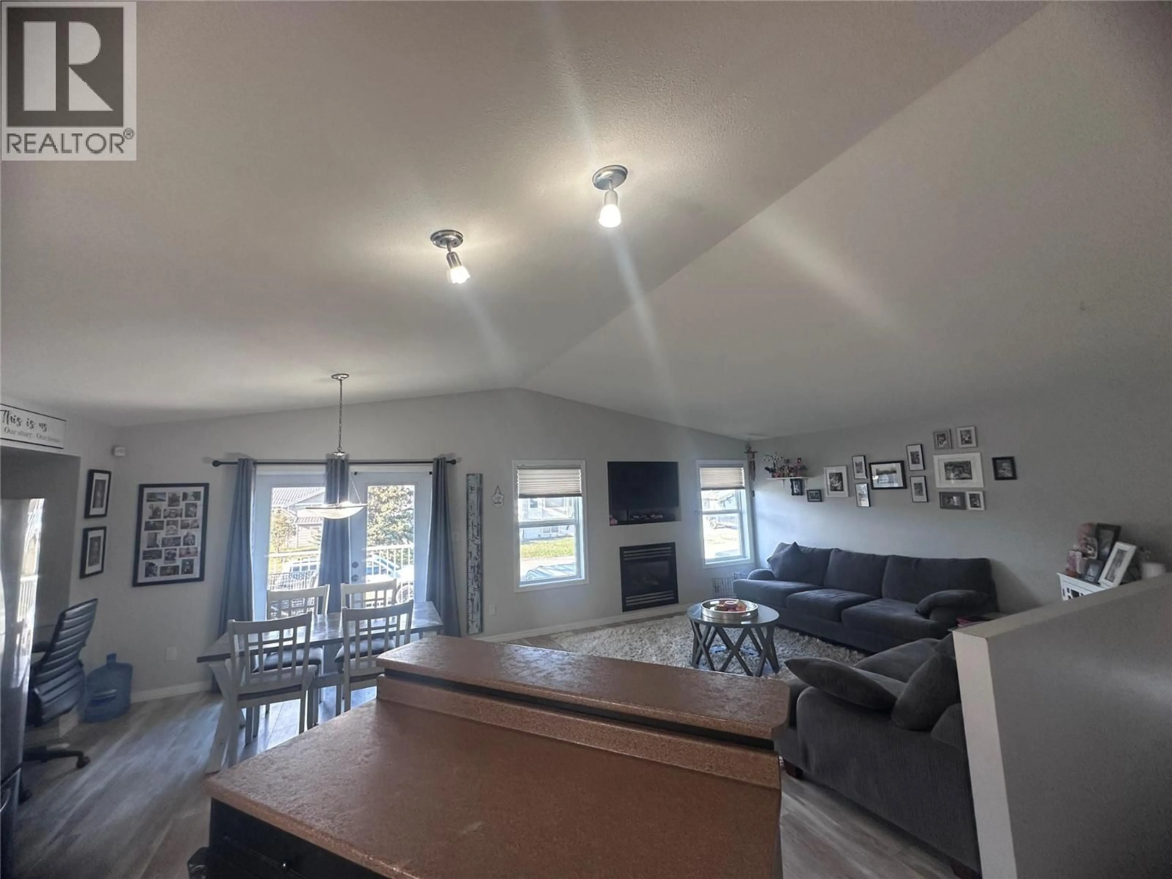 A pic of a room for 5200 41 STREET, Chetwynd British Columbia V0C1J0
