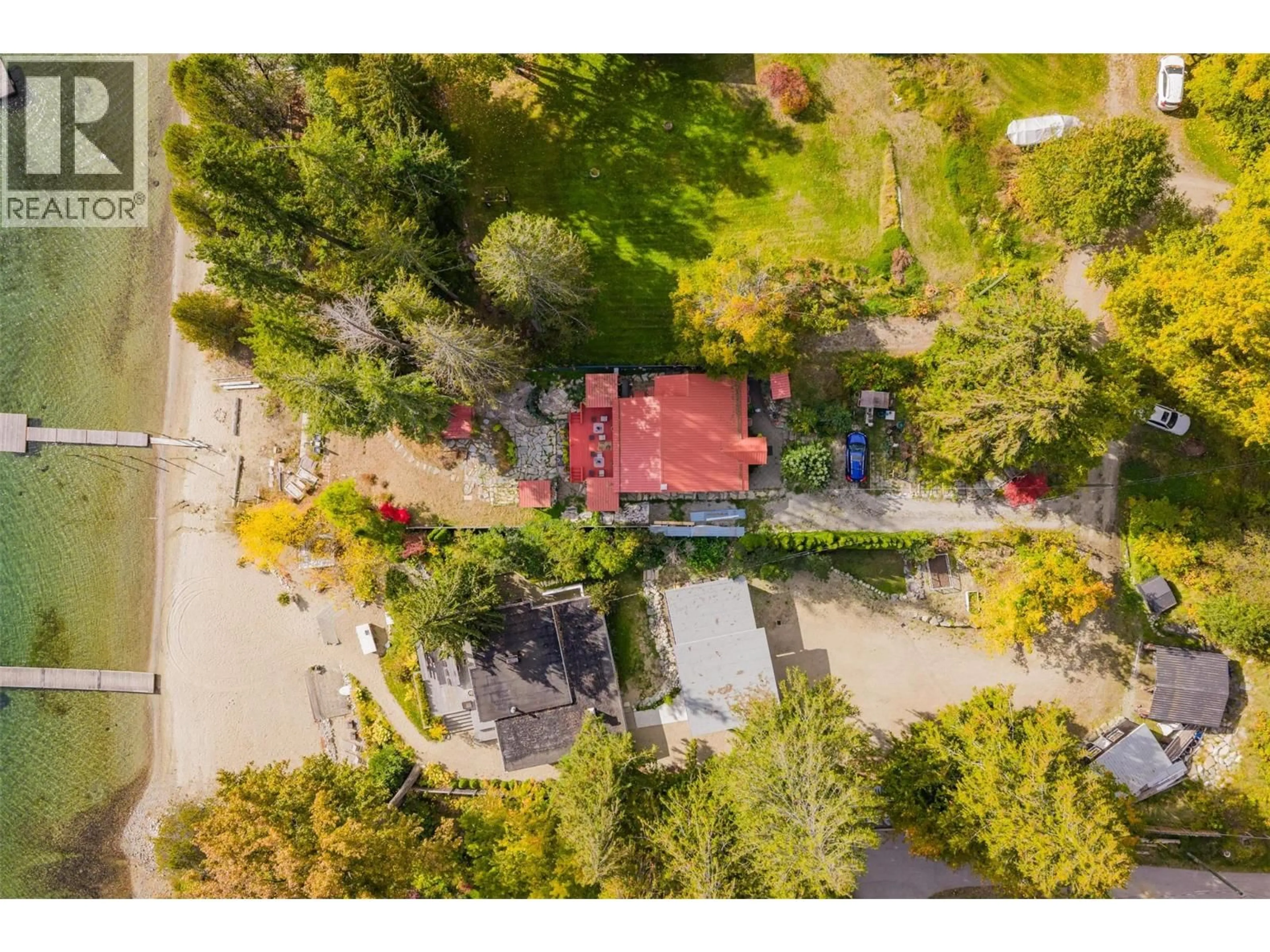 A pic from outside/outdoor area/front of a property/back of a property/a pic from drone, street for 7460 HIGHWAY 3A OTHER, Balfour British Columbia V1L7E9