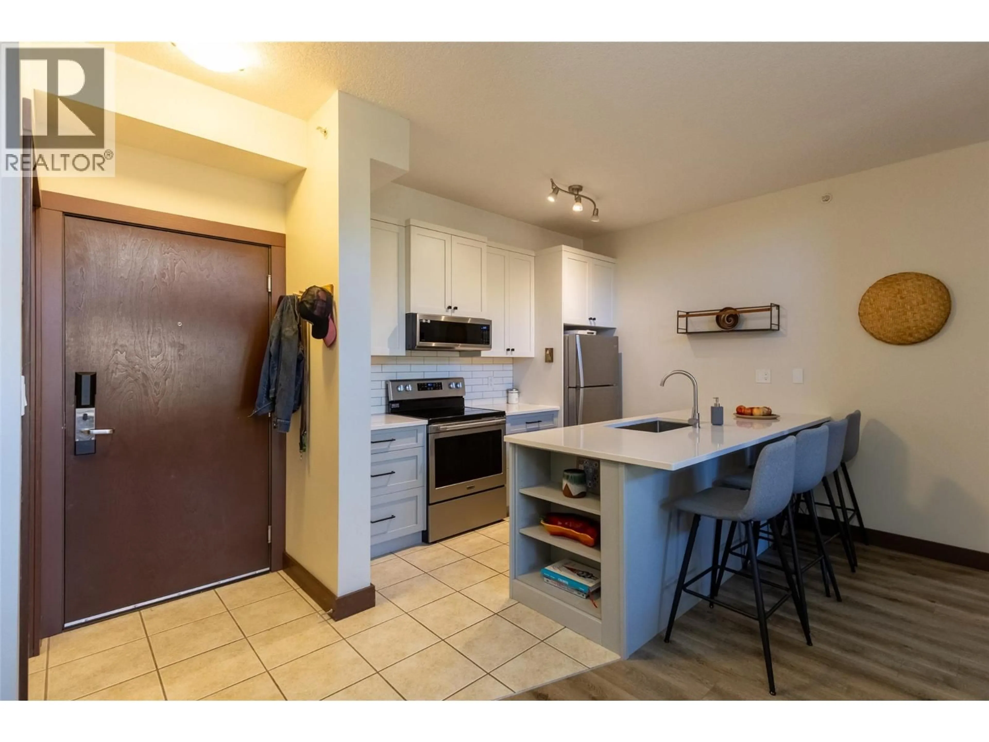 Standard kitchen, unknown for 416 - 1500 MCDONALD AVENUE, Fernie British Columbia V0B1M1
