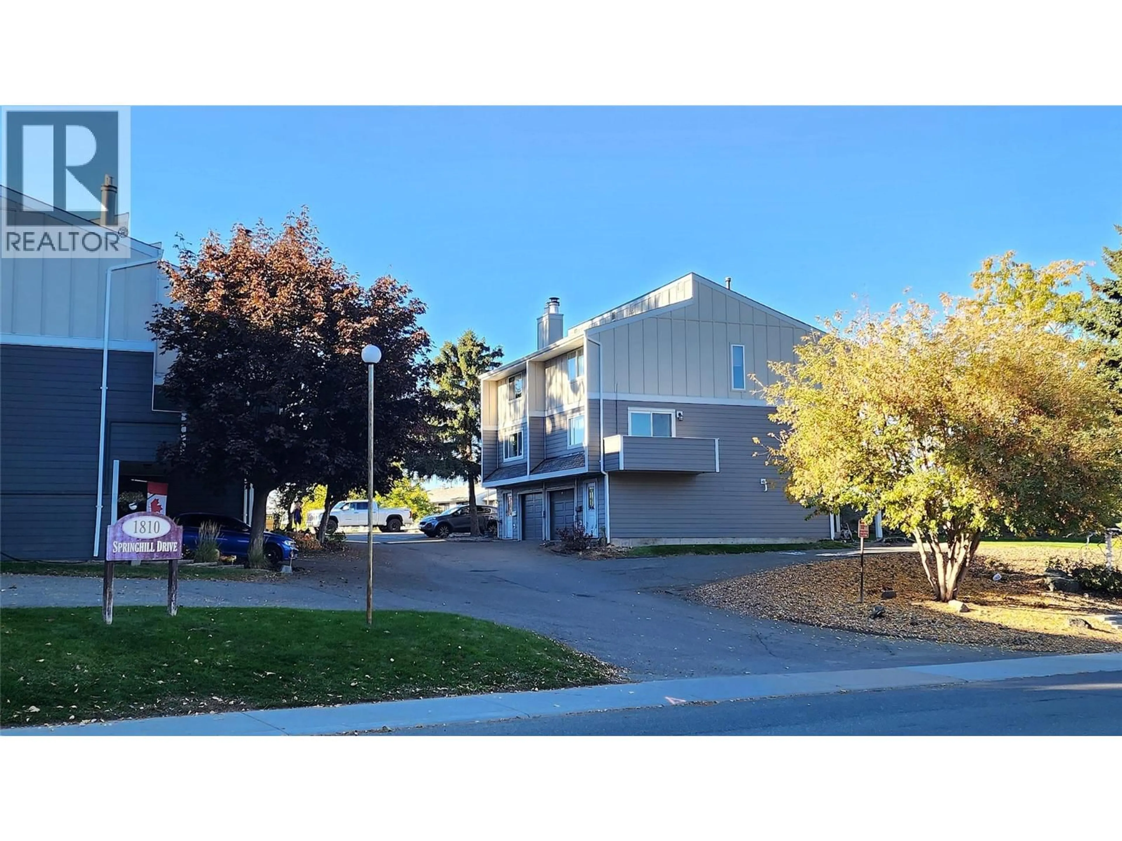 Unknown for 10 - 1810 SPRINGHILL DRIVE, Kamloops British Columbia V2E1P9