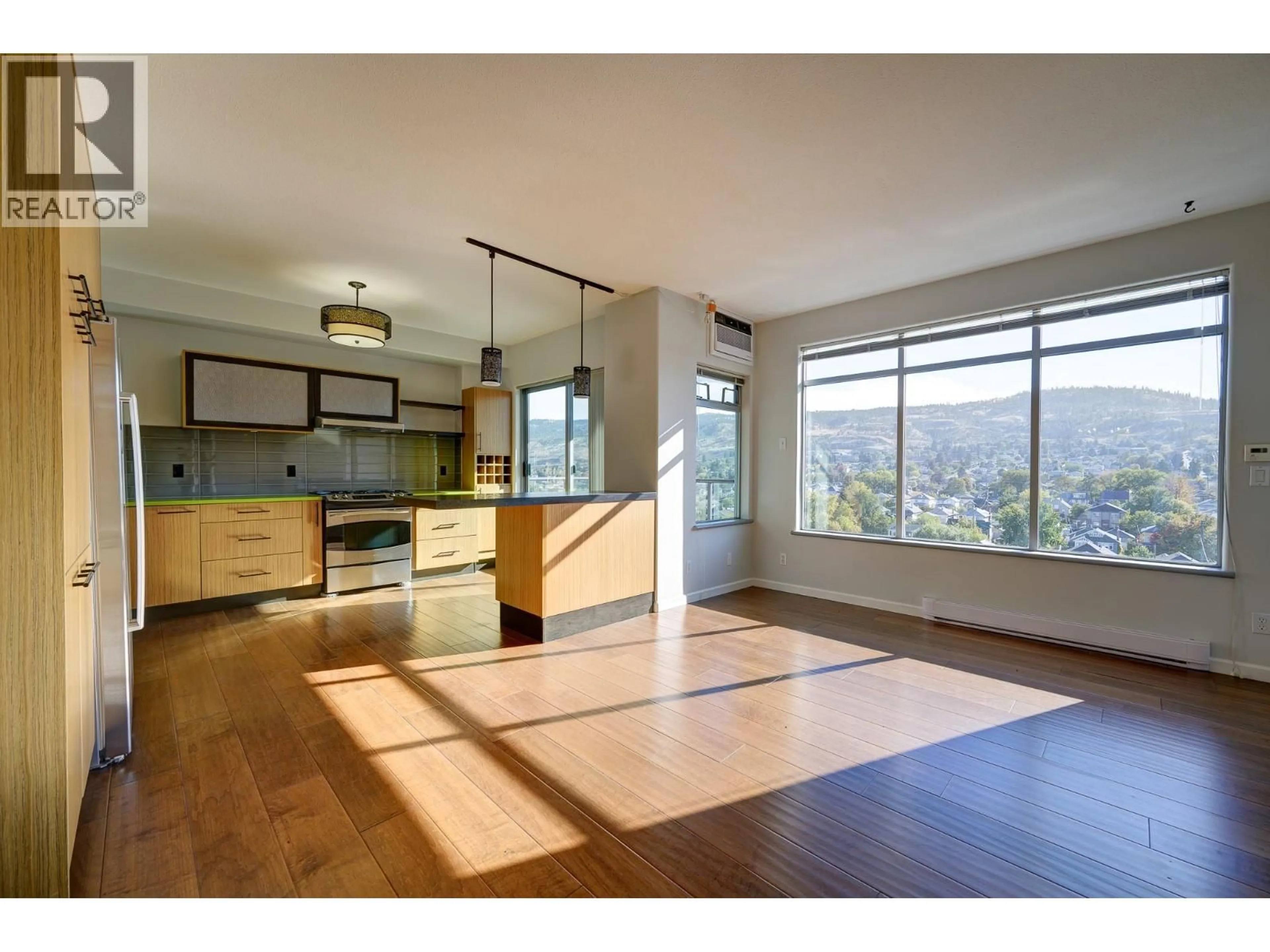 Open concept kitchen, unknown for 907 - 619 VICTORIA STREET, Kamloops British Columbia V2C6W7