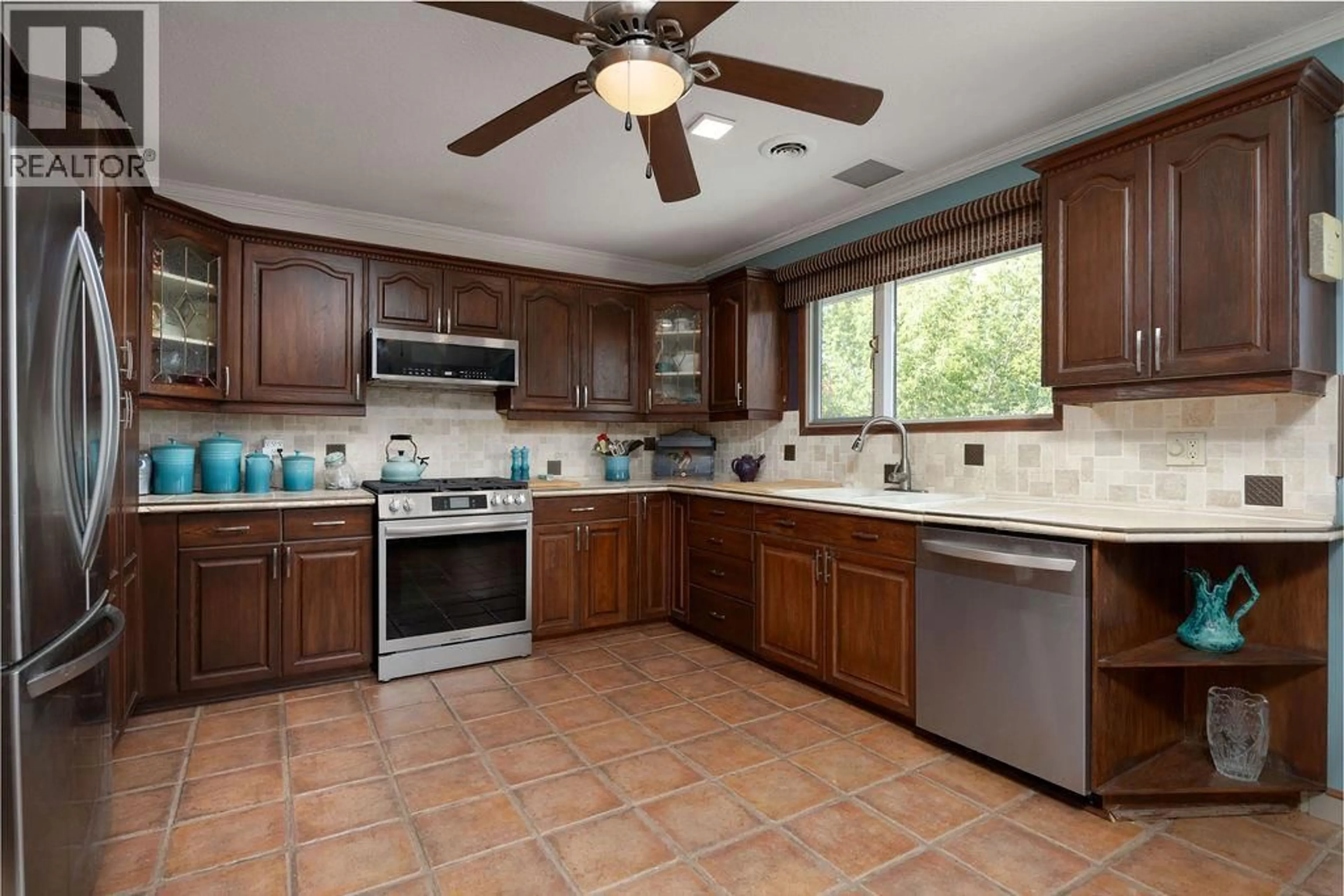 Standard kitchen, ceramic/tile floor for 486 TERRACE DRIVE, Coldstream British Columbia V1B2W9