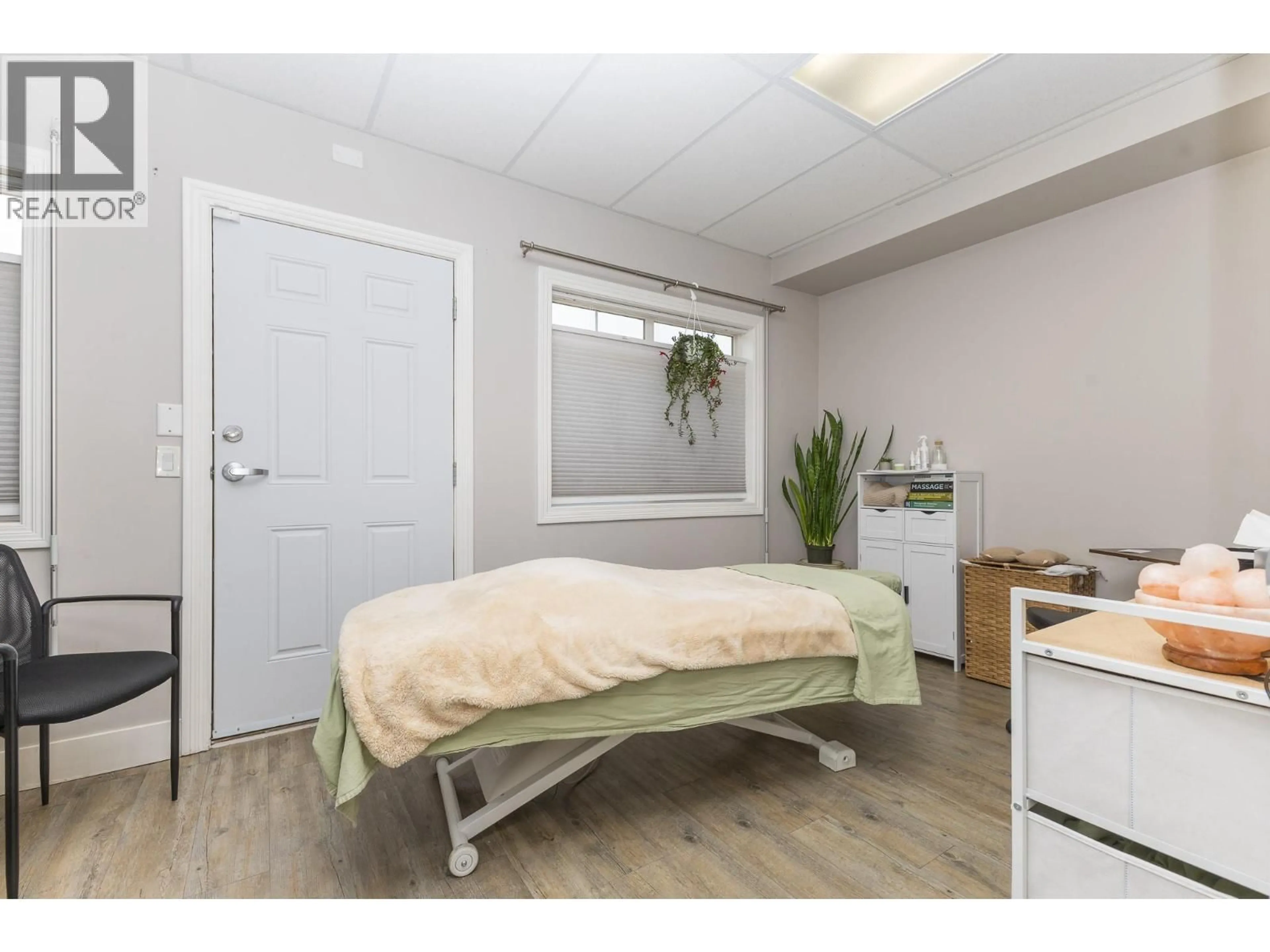 A pic of a room for 1 - 140 HARBOURFRONT DRIVE NORTHEAST, Salmon Arm British Columbia V1E2T3