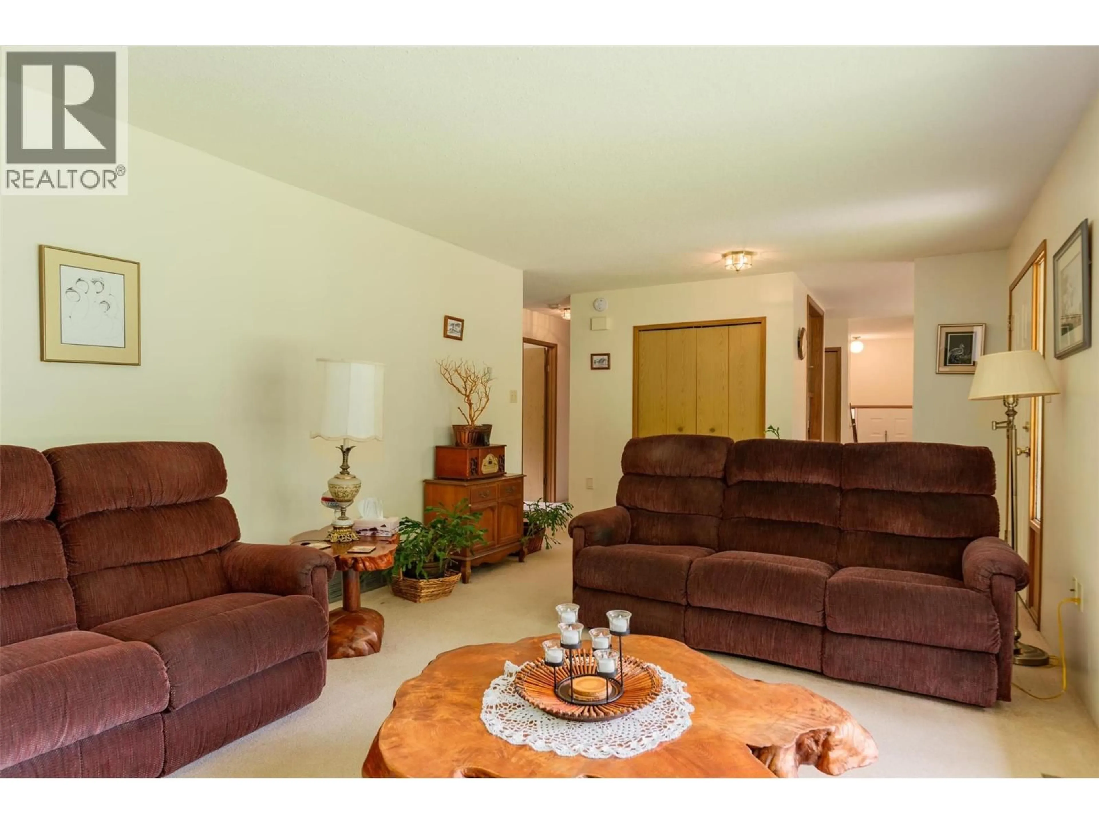 Living room with furniture, unknown for 1764 GREEN ROAD, Fruitvale British Columbia V0G1L0