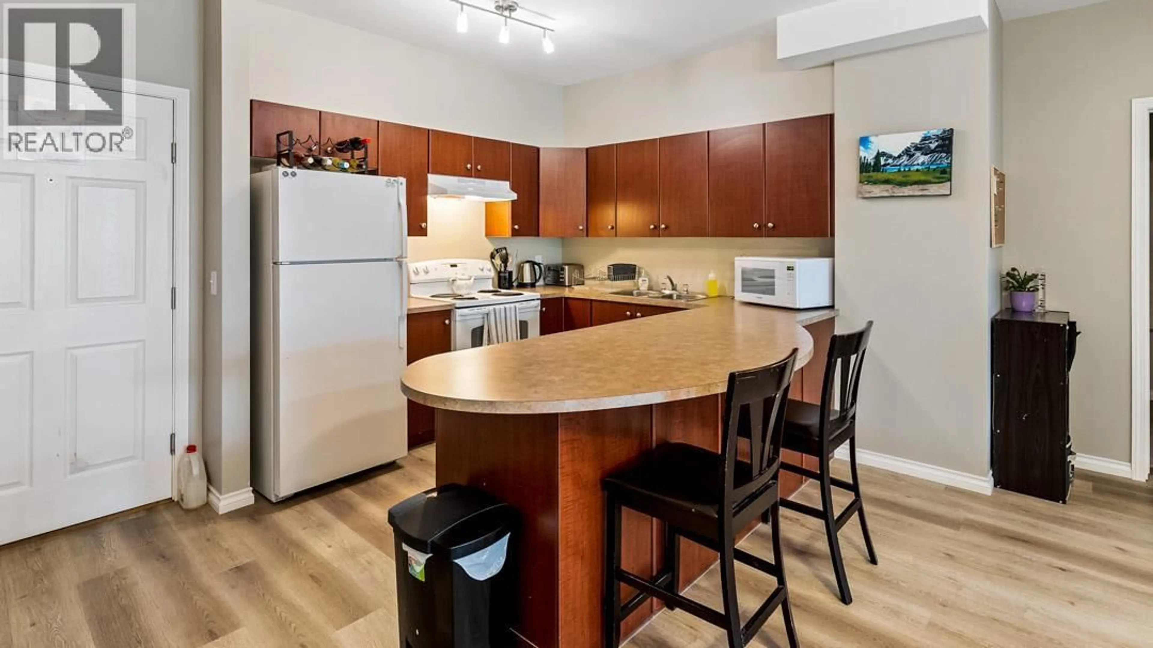 Standard kitchen, wood/laminate floor for 2112 - 1873 COUNTRY CLUB DRIVE, Kelowna British Columbia V1V2W6