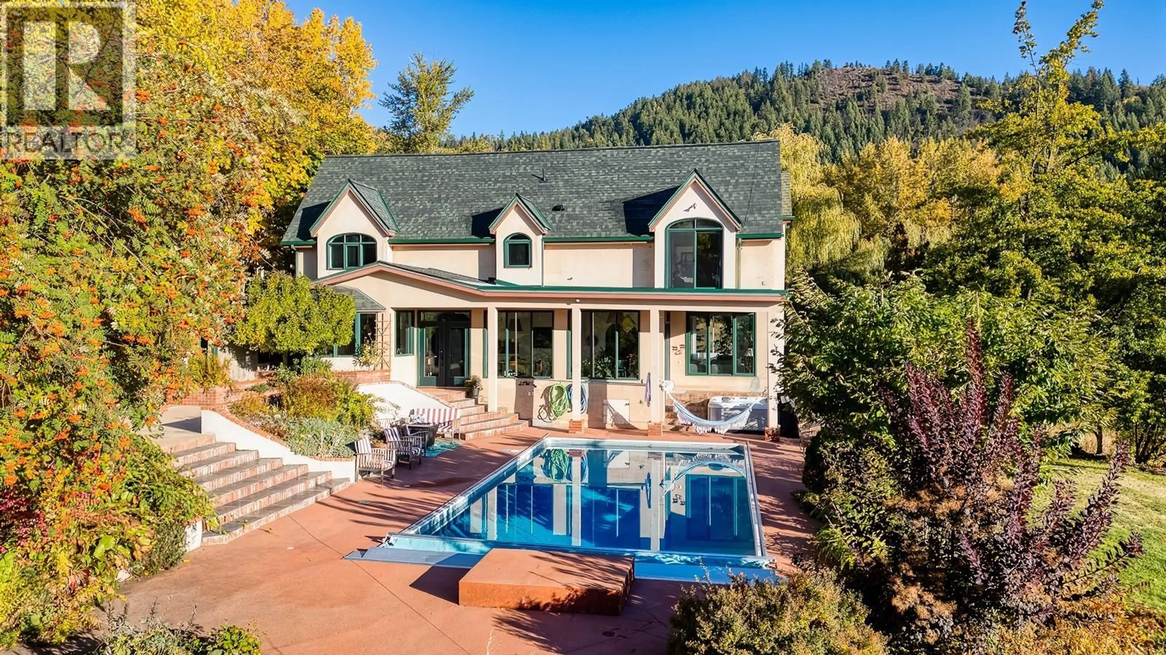 Pool for 2302 HAPPY VALLEY ROAD, Rossland British Columbia V0G1Y0